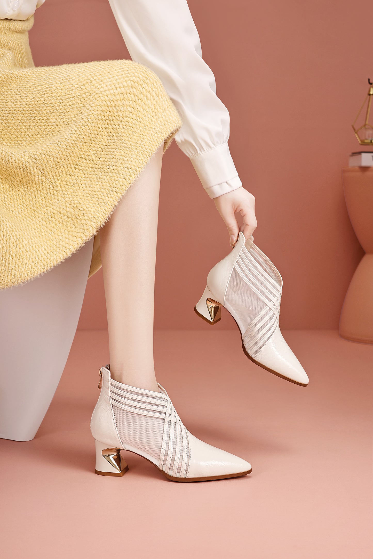 TinaCus Women's Mesh Boots Genuine Leather Handmade Pointed Toe Chunky Heel Back Zipper Summer Booties