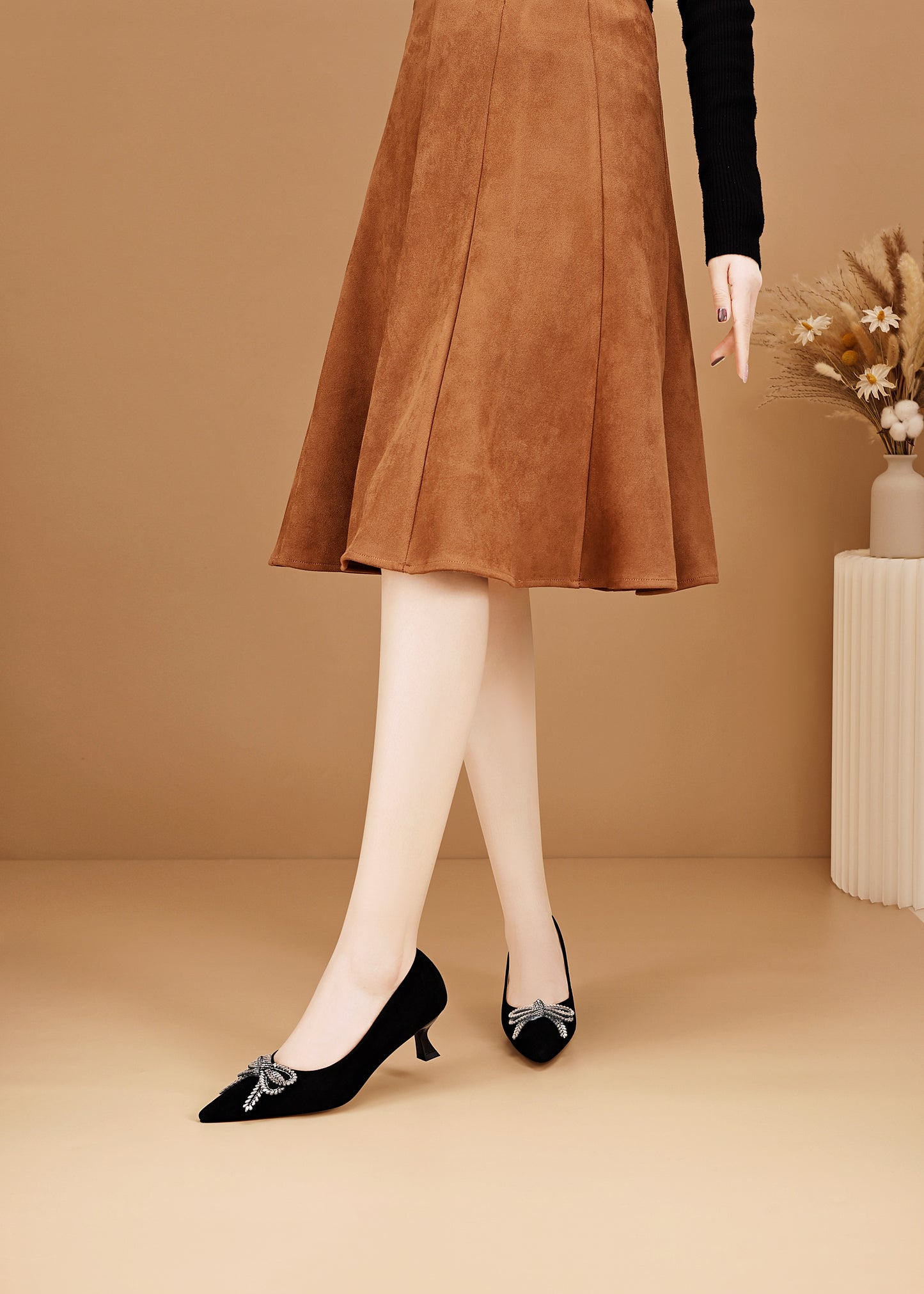 TinaCus Women's Kitten Heel Pumps Handmade Suede Leather Rhinestone Bow Pointed Toe Dress Shoes Wedding Business