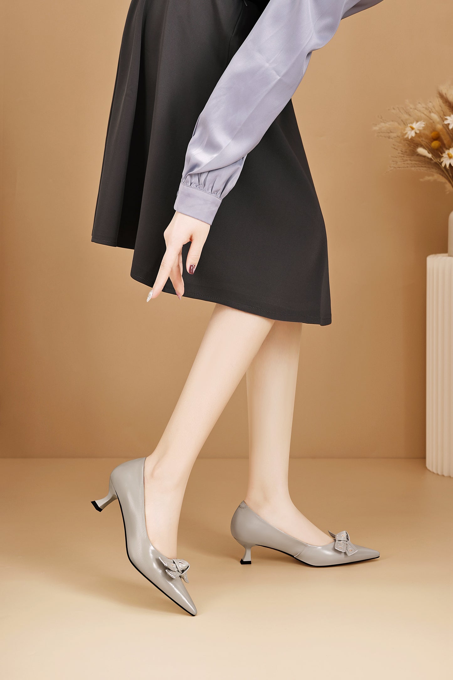 TinaCus Women's Kitten Heel Pumps Handmade Genuine Leather Bowknot with Holes Pointed Toe Dress Shoes Wedding Business