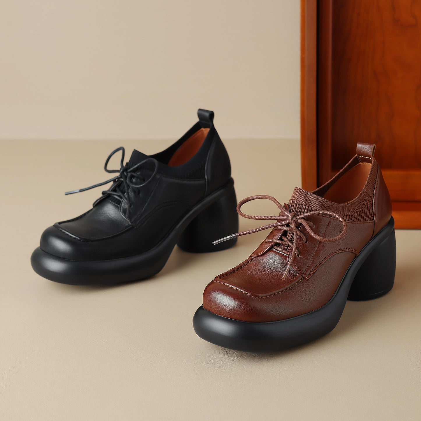 TinaCus Damen-Pumps mit Schnürung und Blockabsatz, handgefertigt, echtes Leder