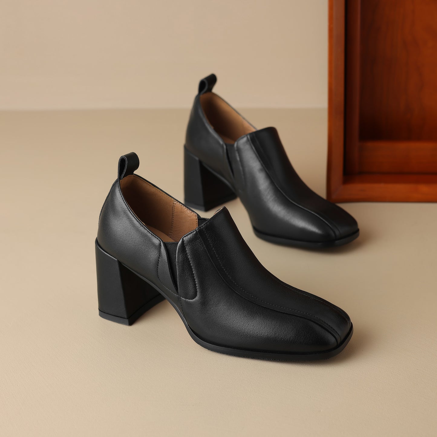 TinaCus Square Toe Women's Genuine Leather Handmade Block Heel Pumps