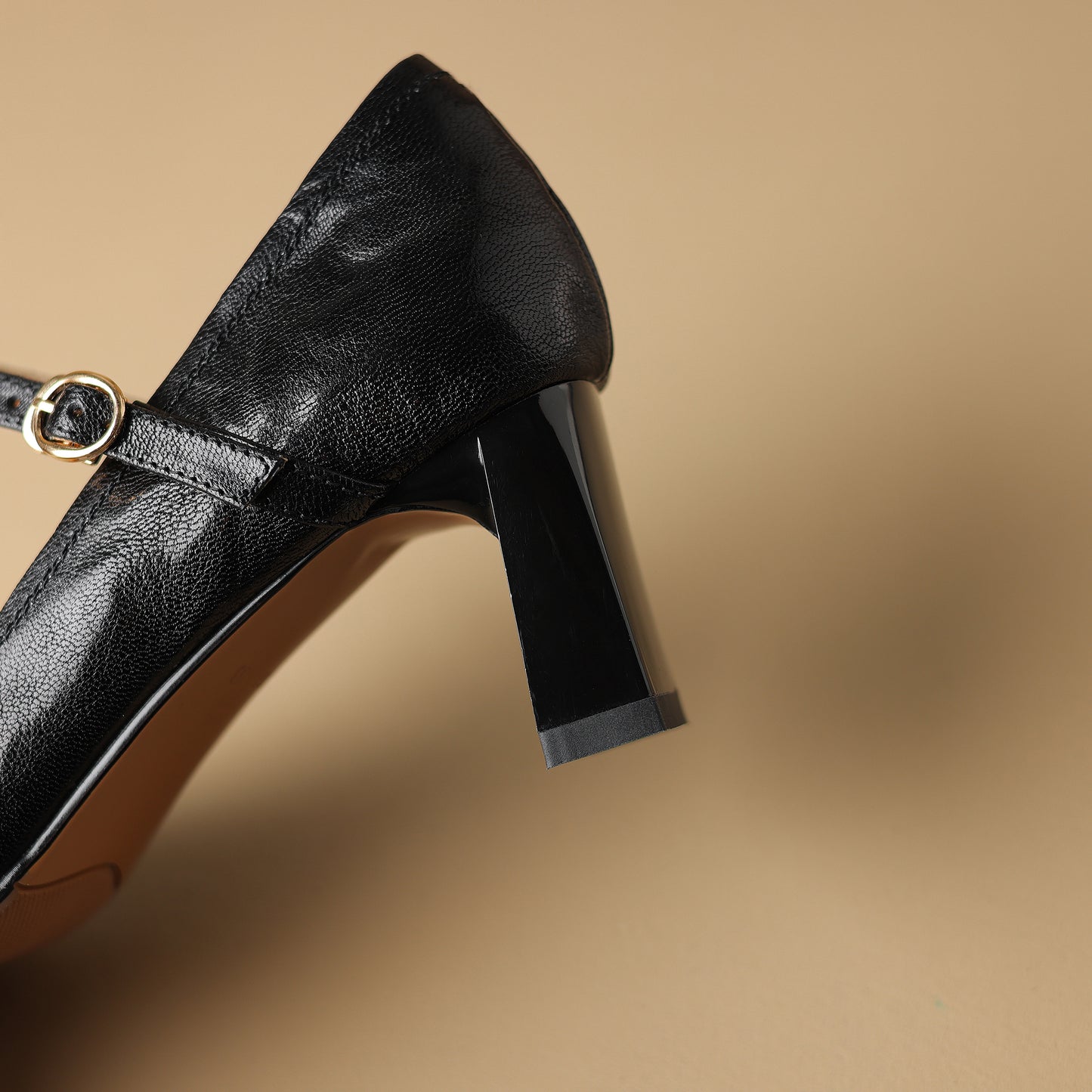 TinaCus Women's Square Toe Genuine Leather Adjustable Strap Buckle Mid Block Heels Handmade Mary Jane Pumps