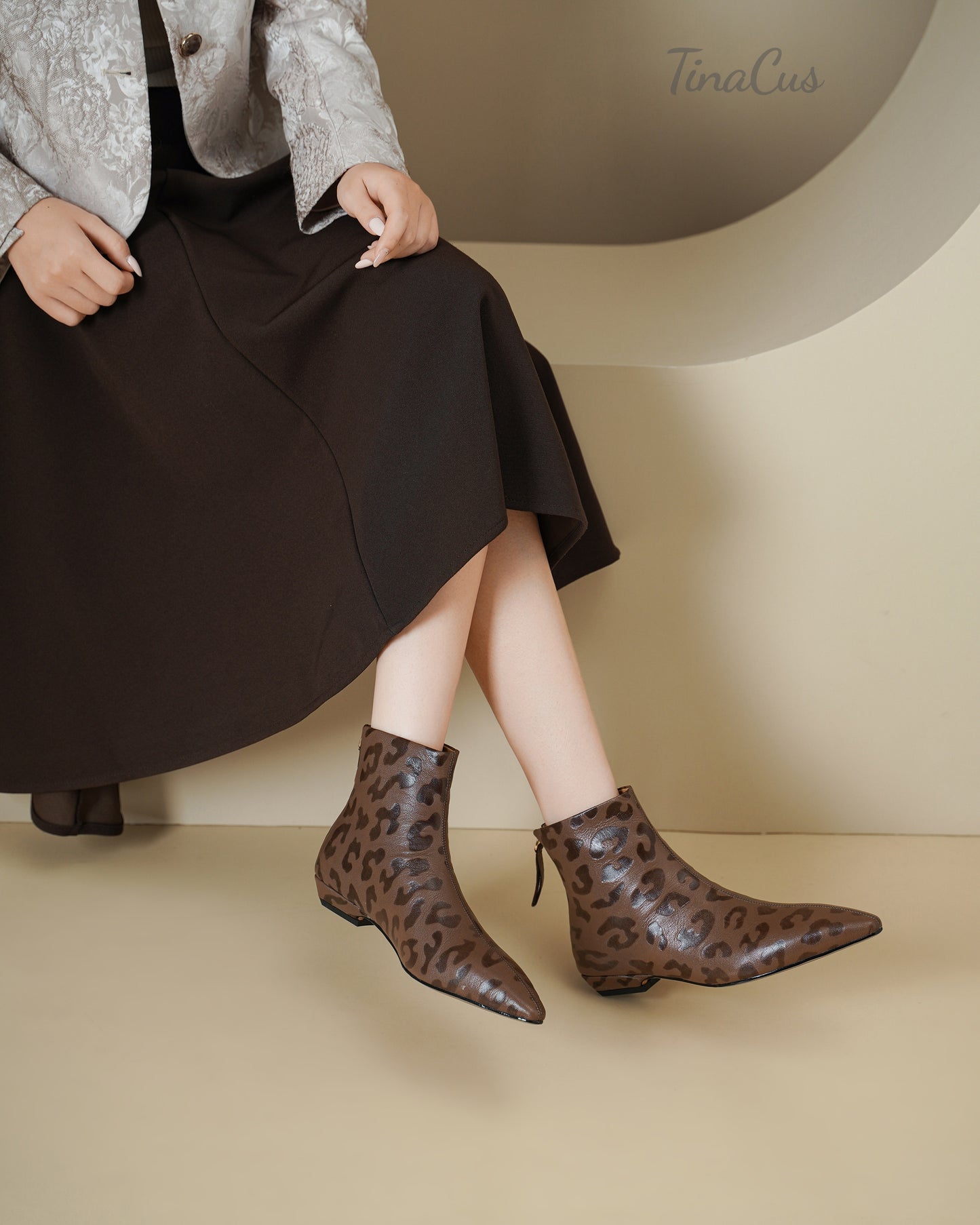 TinaCus Women’s Leopard Pattern Embossed Genuine Leather Back Zipper Flat Dress Ankle Boots