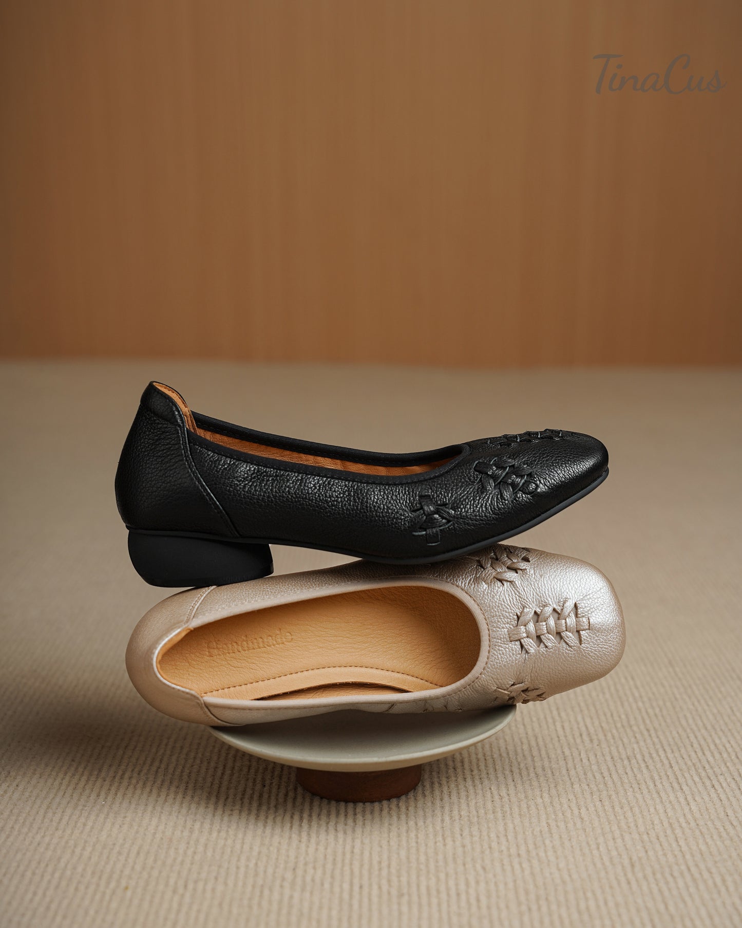 TinaCus Women's Round Toe Genuine Leather Comfort Loafers