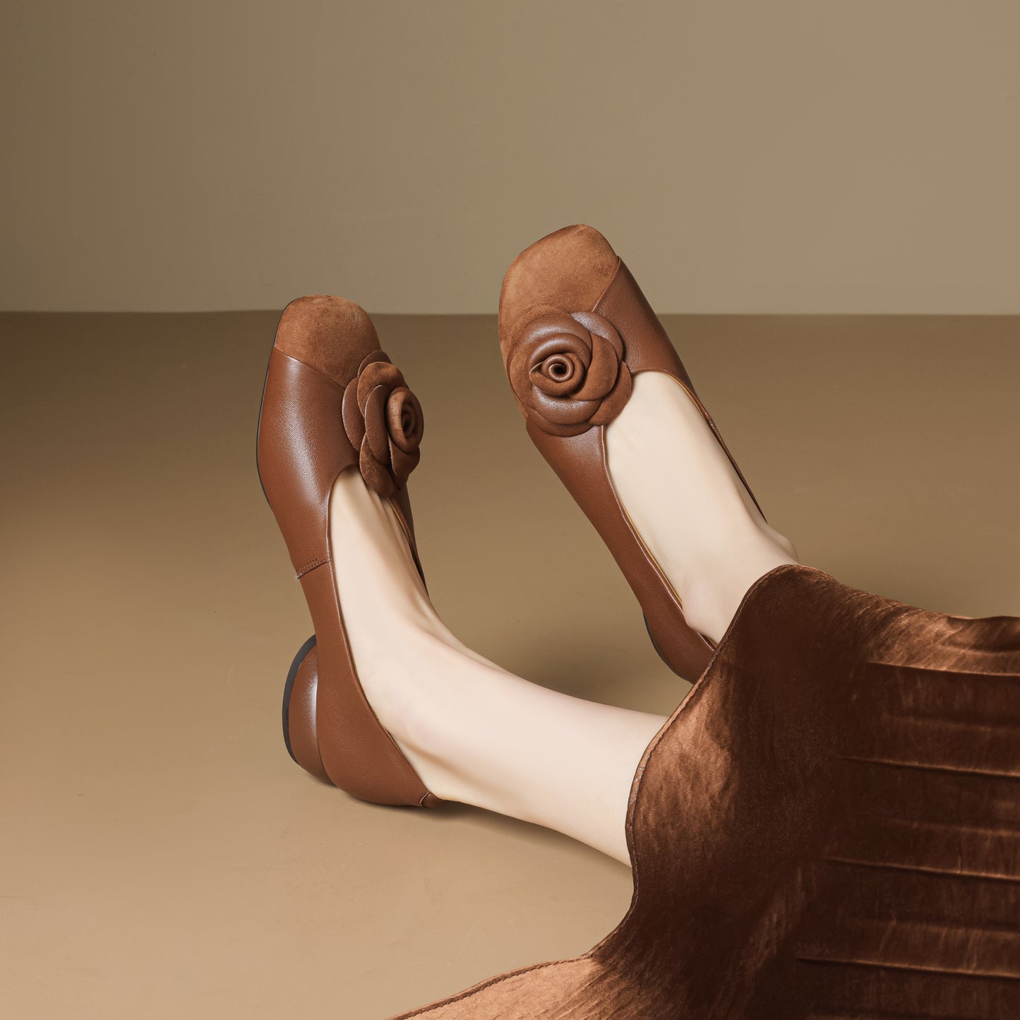 TinaCus Handmade Women's Genuine Leather Floral Closed Toe Lightweight Dressy Ballet Shoes