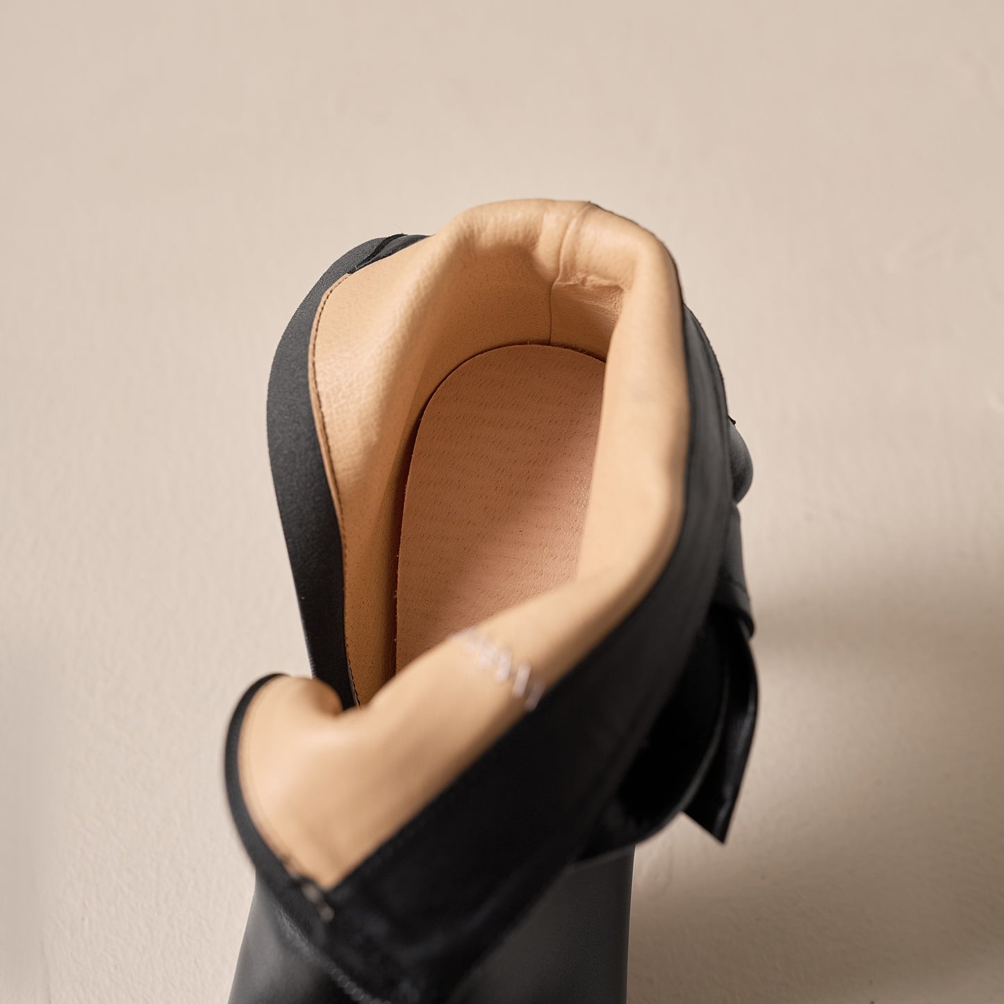 TinaCus Women's Pointed Toe Chic Short Boots Genuine Leather Handmade Bowknot Zip up High Heels Booties