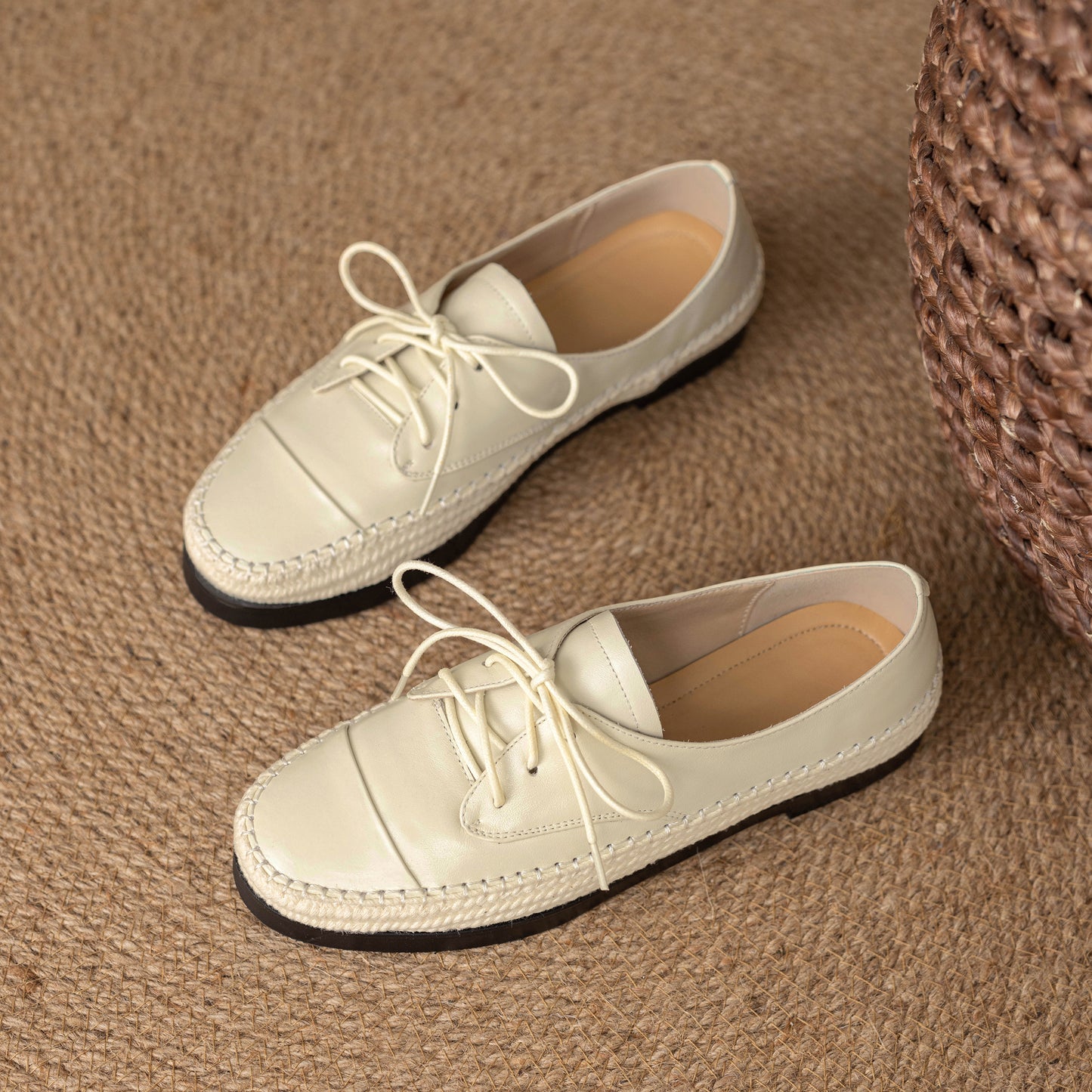 TinaCus Handmade Women's Genuine Leather Round Toe Lace up Soft Office Loafer Flats Shoes