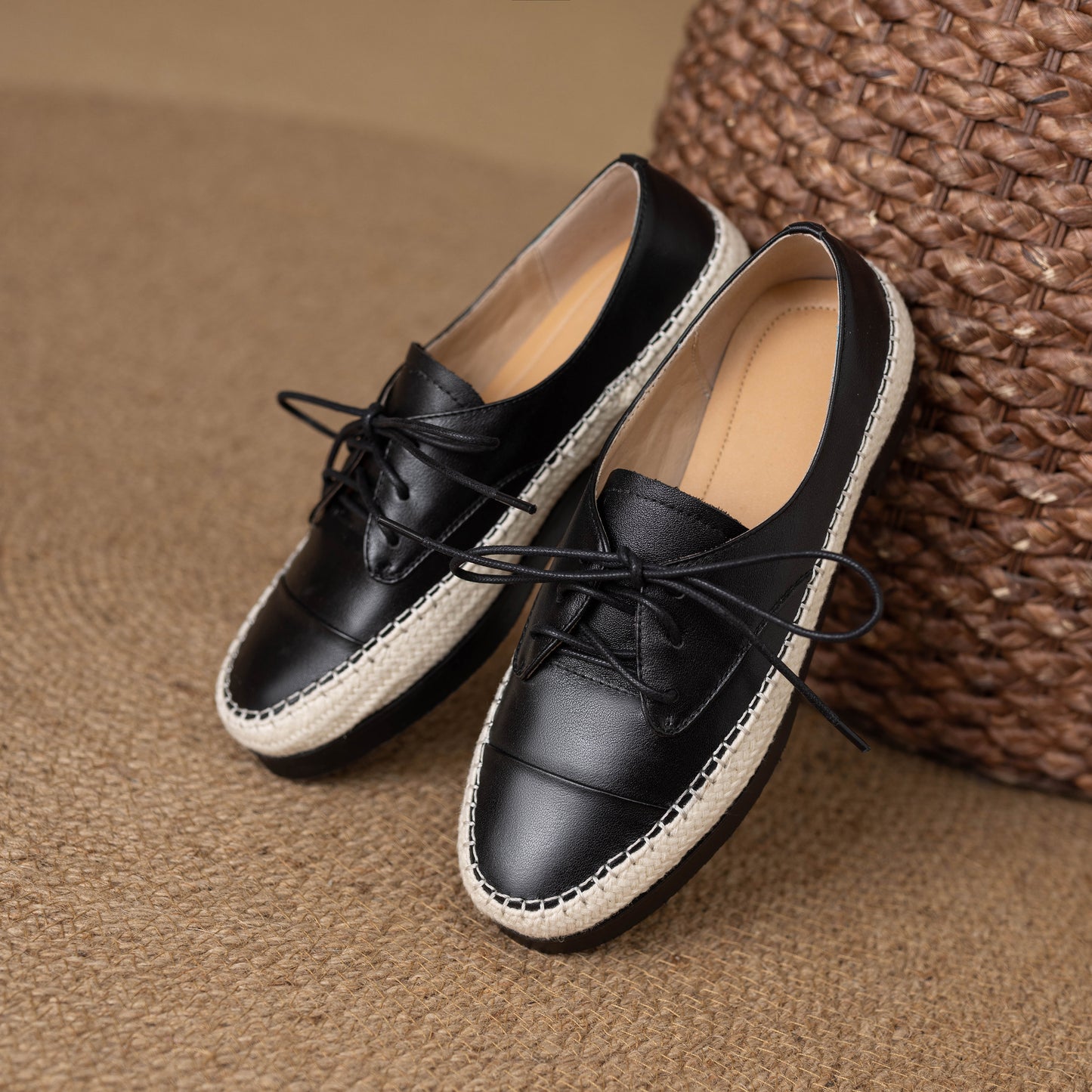 TinaCus Handmade Women's Genuine Leather Round Toe Lace up Soft Office Loafer Flats Shoes