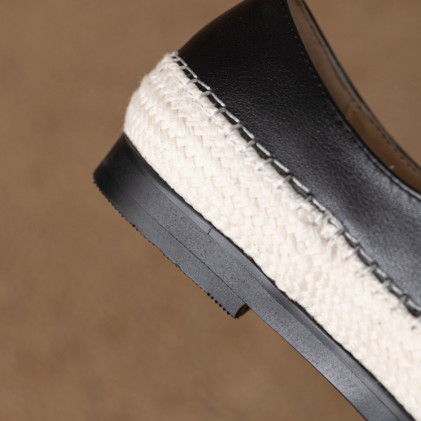 TinaCus Handmade Women's Genuine Leather Round Toe Lace up Soft Office Loafer Flats Shoes