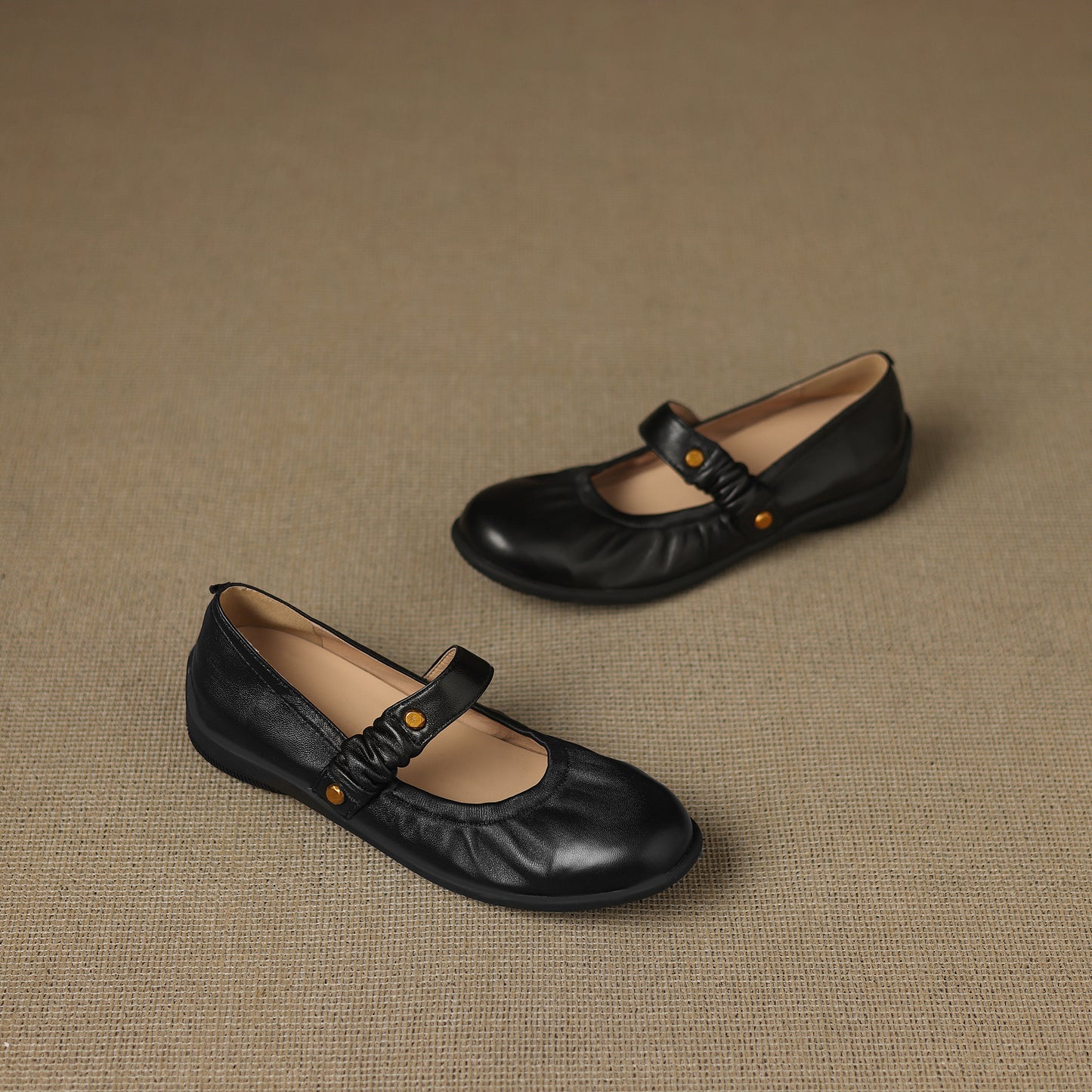 TinaCus Handmade Women's Soft Leather Round Toe Elastic Strap Slip-on Mary Jane