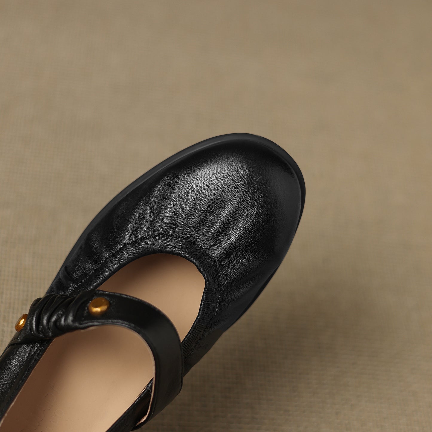 TinaCus Handmade Women's Soft Leather Round Toe Elastic Strap Slip-on Mary Jane