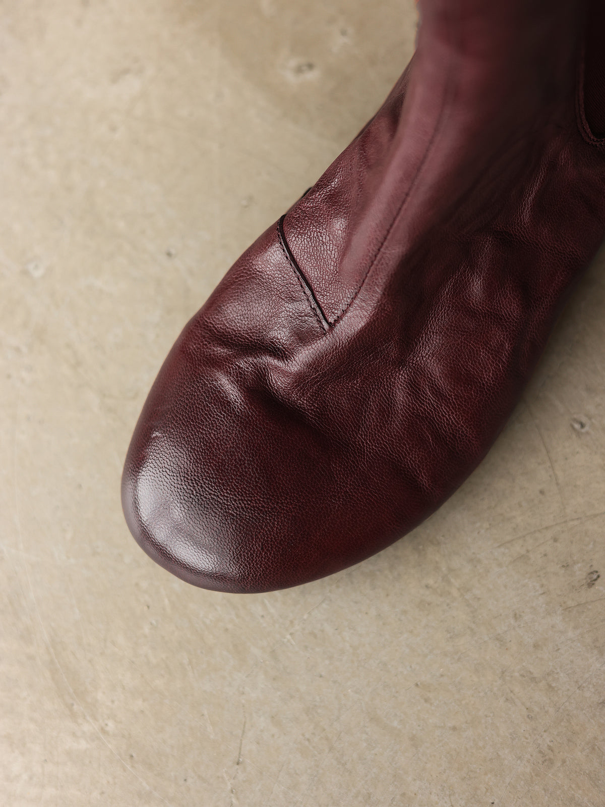 TinaCus Women's Elastic Side Panel Chelsea Ankle Boots Genuine Leather Handmade Round Toe Low Block Heel Slip-On Design Wrinkled Texture