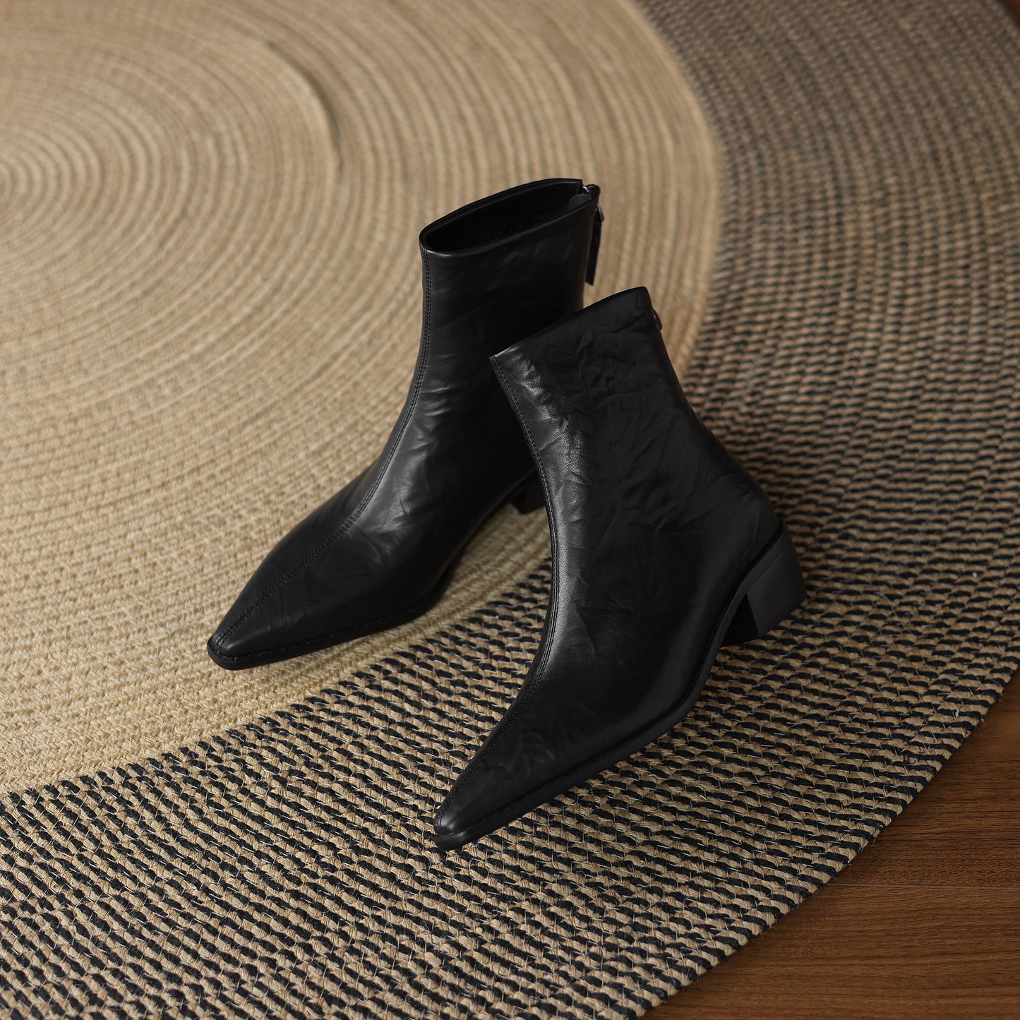 TinaCus Women's Genuine Leather Handmade Back Zipper Pointed Toe Chunky Low Heel Ankle High Chelsea Booties