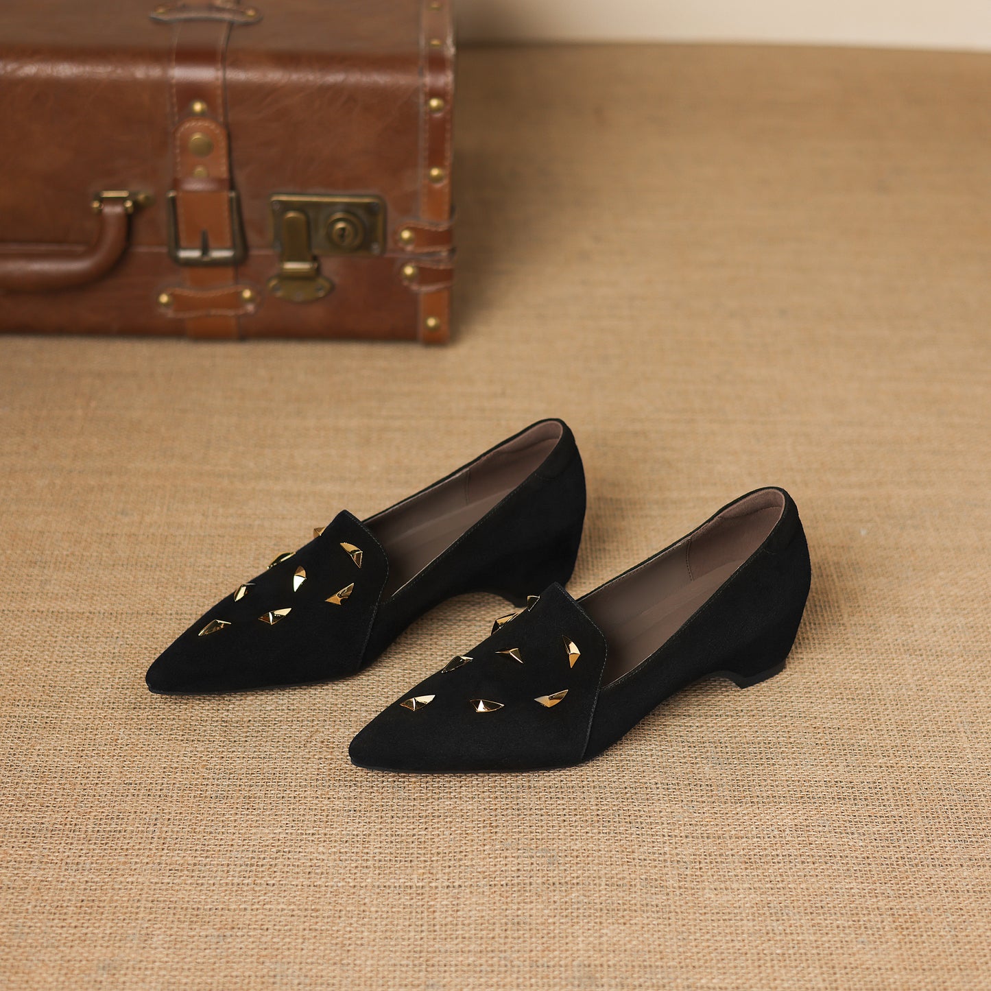 TinaCus Women's Suede Leather Slip On Loafers Handmade Pointed Toe Dress Shoes