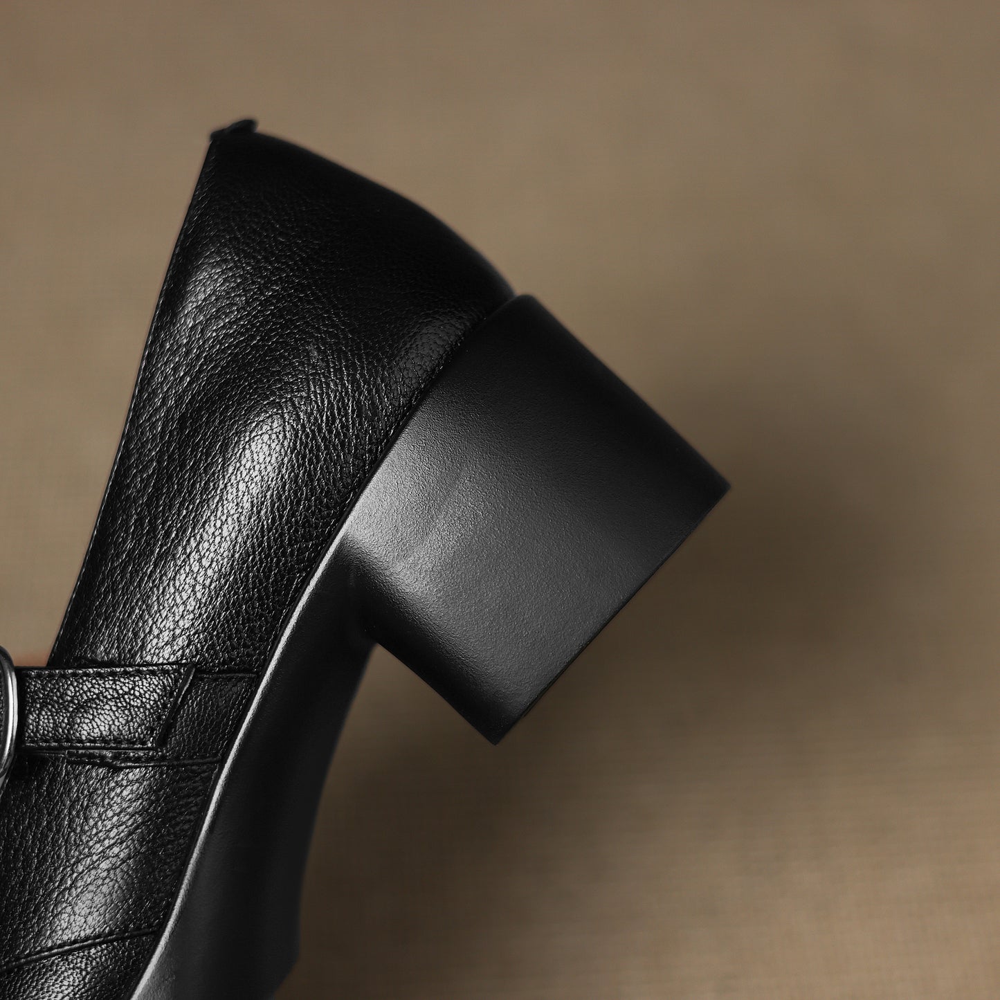 TinaCus Handmade Women's Genuine Leather Round Toe T-Strap Buckle Platform Casual Mary Jane Shoes