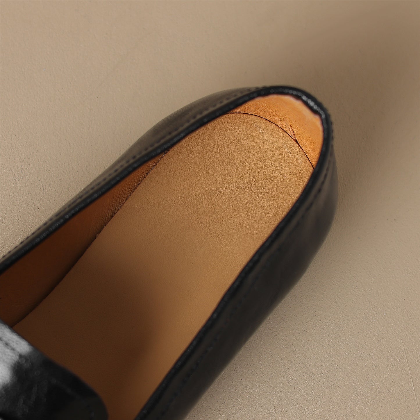 TinaCus Women's Round Toe Genuine Leather Handmade Flat Shoes