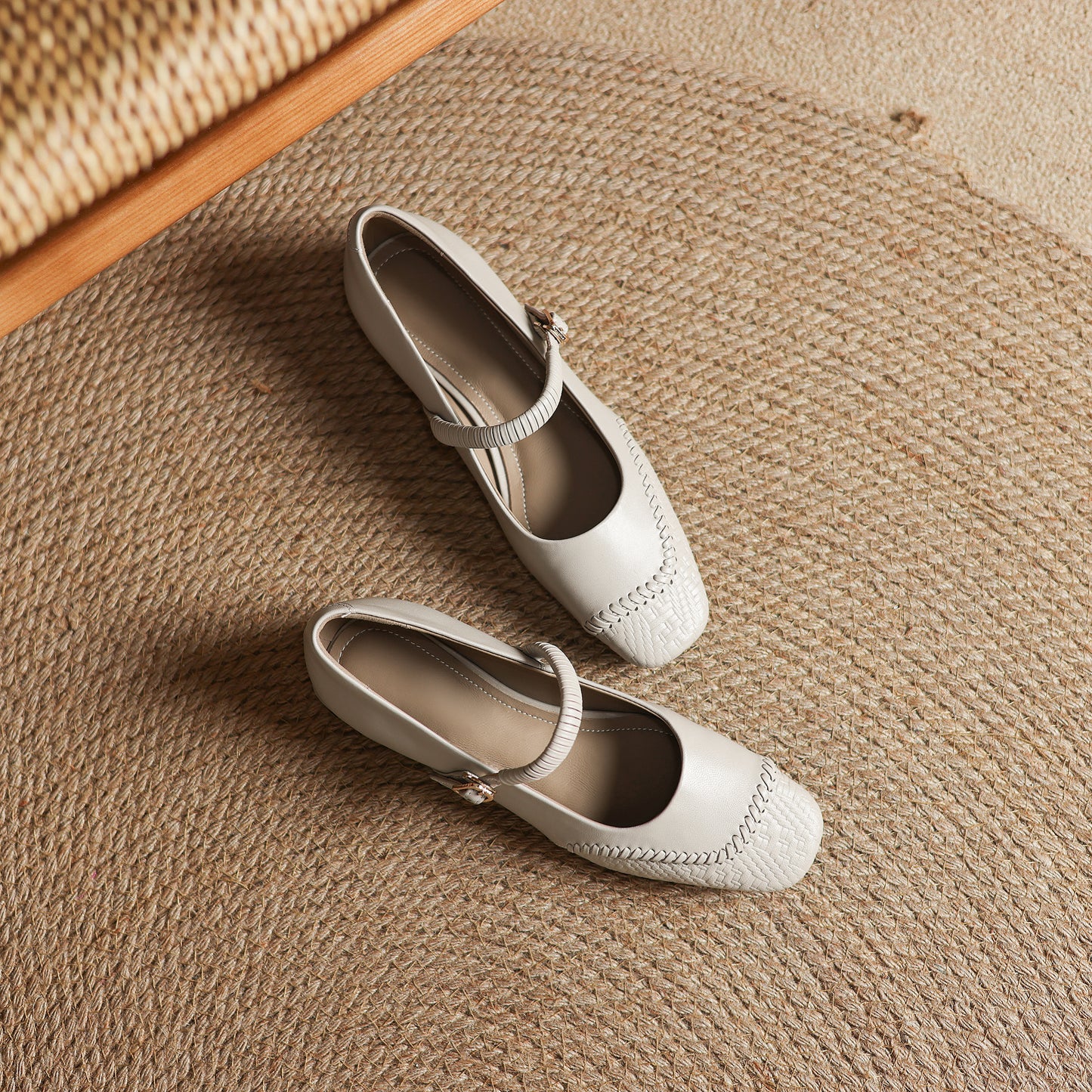 TinaCus Handmade Women's Genuine Leather Square Toe Stitching Adjustable Buckle Mary Jane Shoes