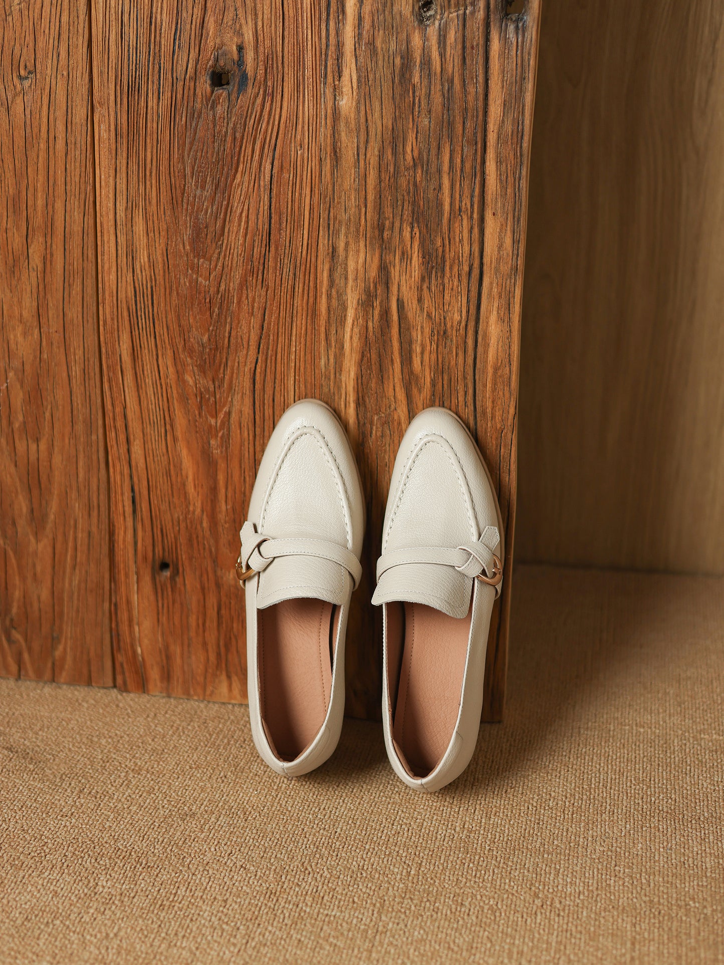 TinaCus Handmade Women's Genuine Leather Round Toe Slip-on Office Loafer Shoes with Decor Knot