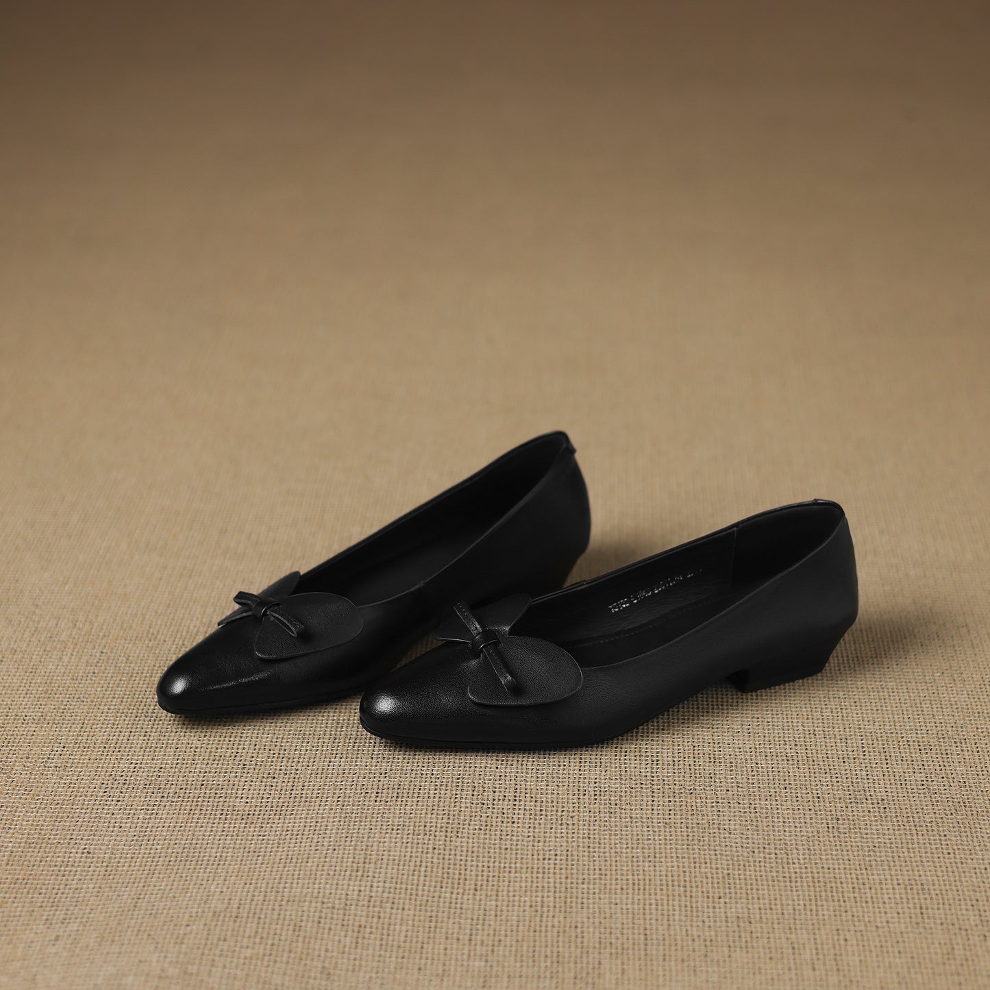 TinaCus Handmade Women's Genuine Leather Pointed Toe Slip On Office Dress Ballet Flats Shoes with Bow