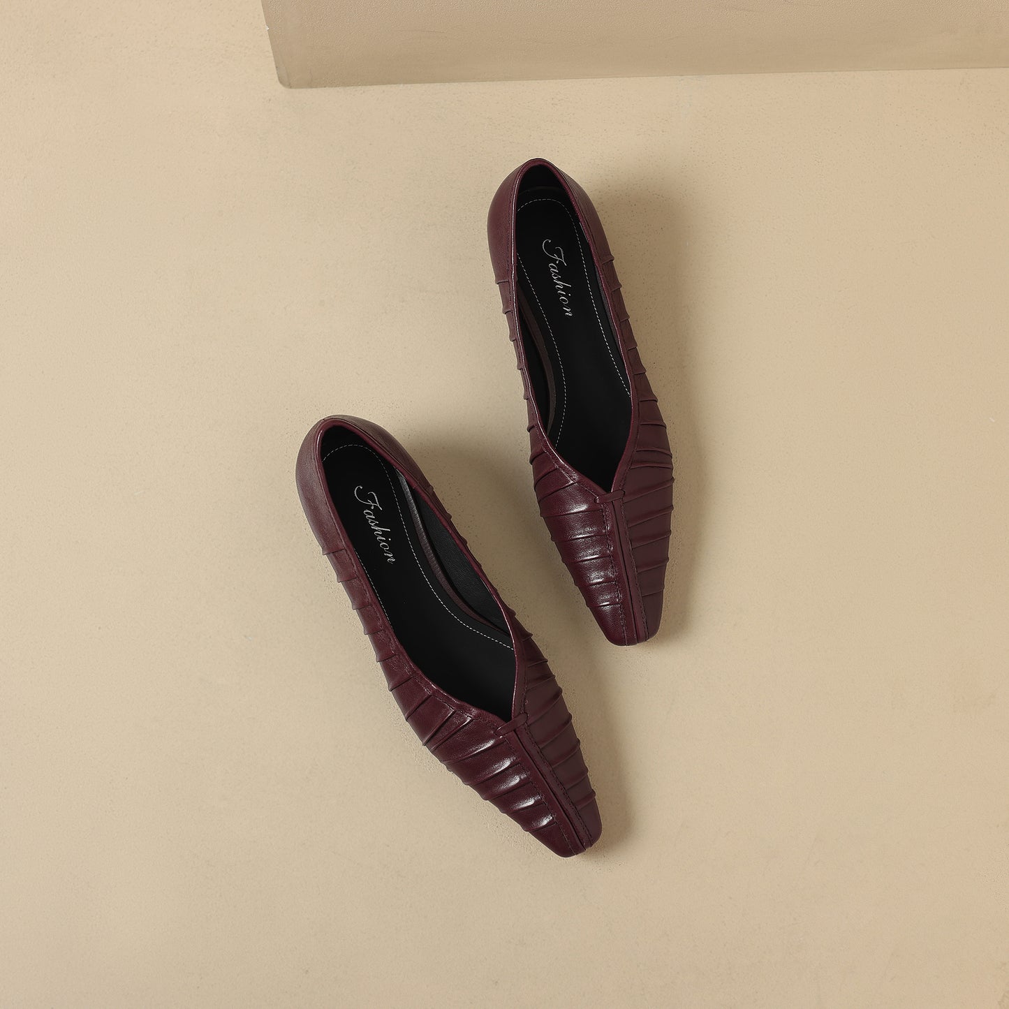 TinaCus Handmade Women's Genuine Leather Closed Toe Ruched Slip On Ballet Flat Shoes