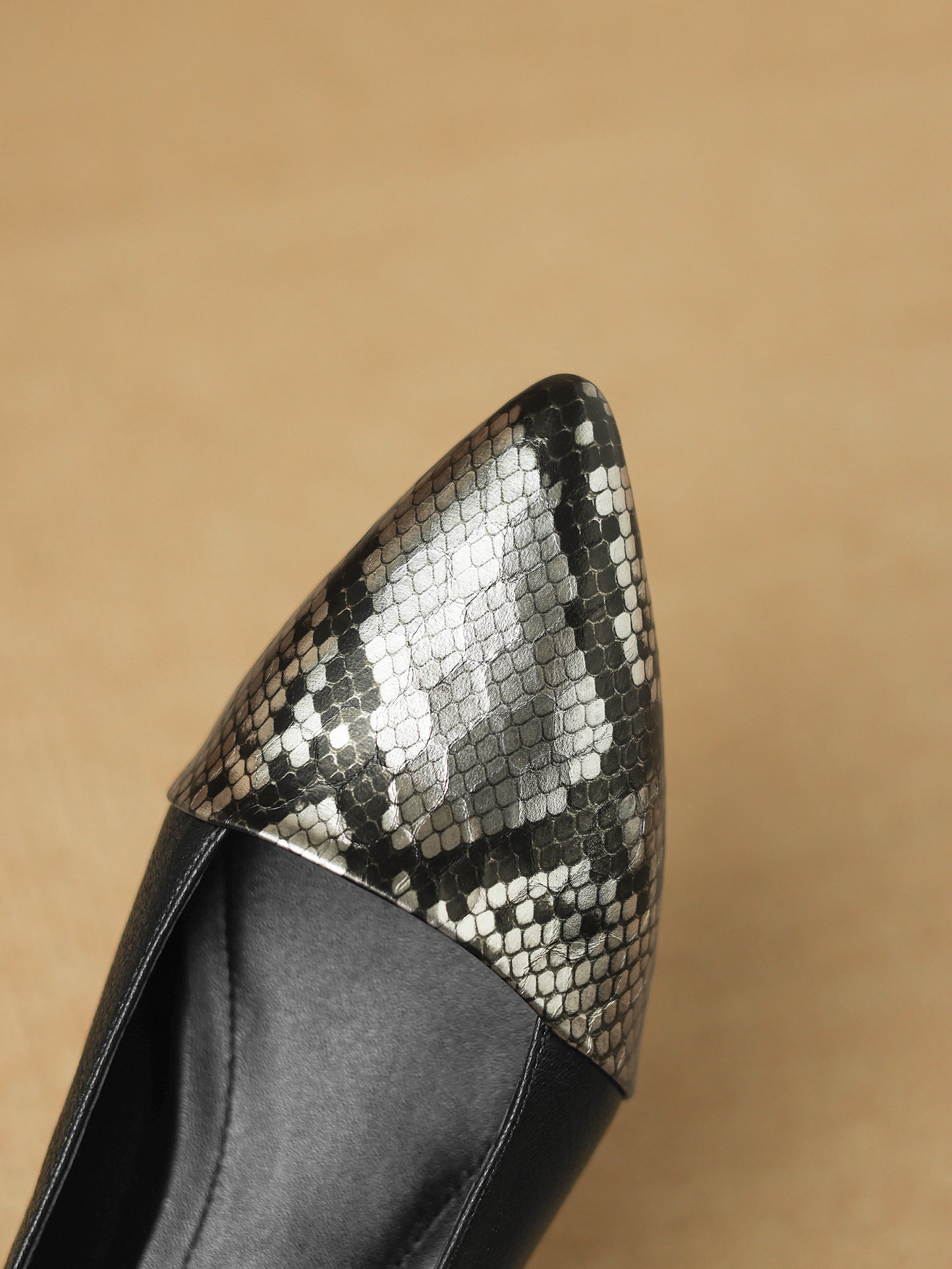 TinaCus Handmade Women's Genuine/Suede Leather Pointed Toe Printed Snakeskin Ballet Flats Shoes