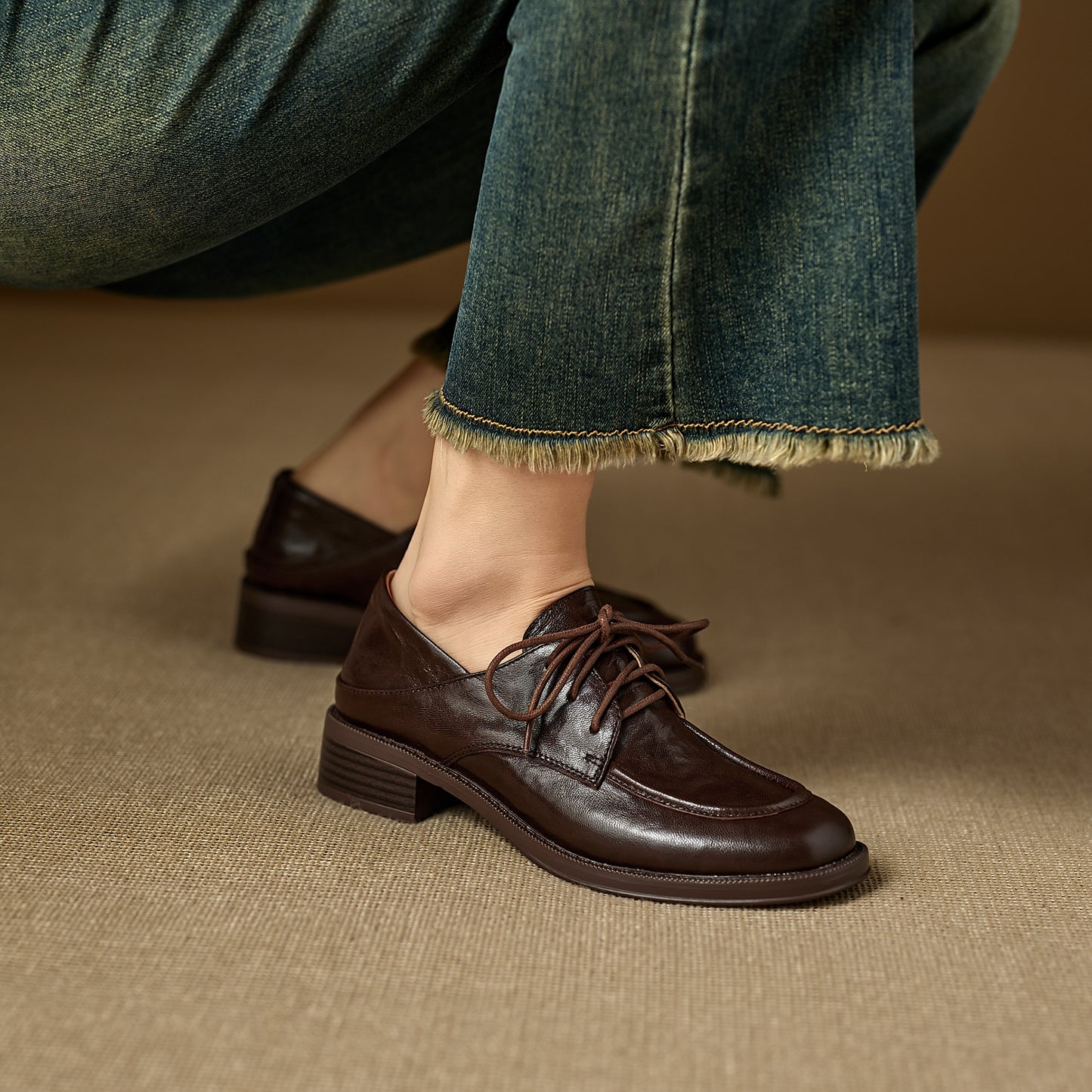 TinaCus Women's Wingtip Oxfords Handmade Genuine Leather Round Toe Lace-up Chunky Heel Casual Shoes