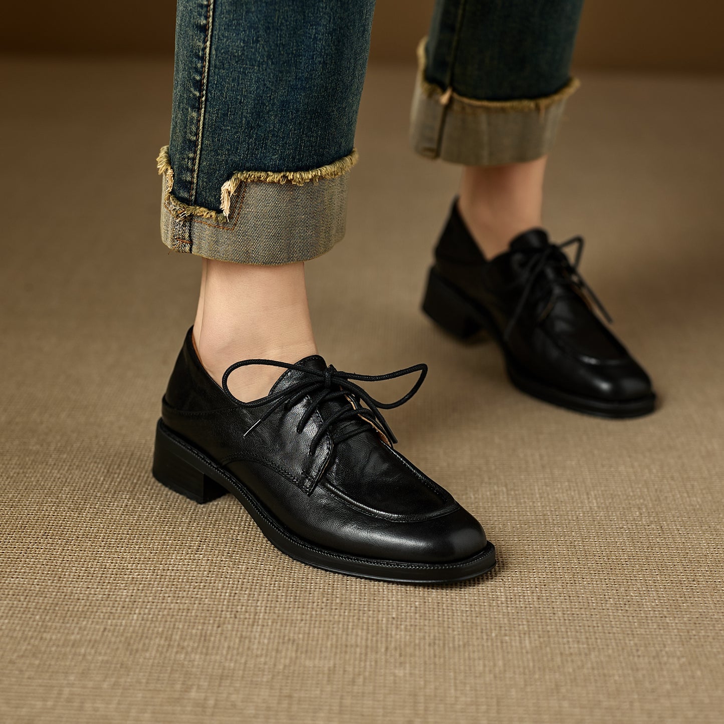 TinaCus Women's Wingtip Oxfords Handmade Genuine Leather Round Toe Lace-up Chunky Heel Casual Shoes