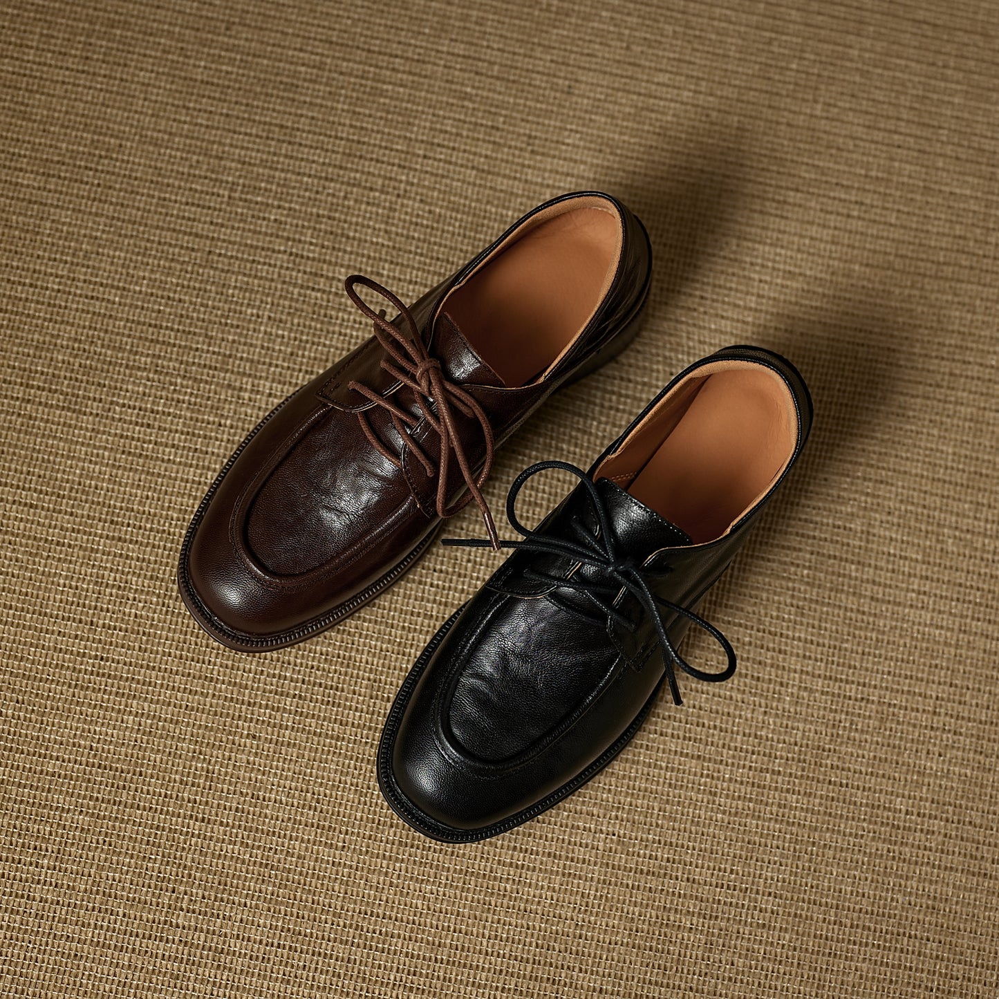 TinaCus Women's Wingtip Oxfords Handmade Genuine Leather Round Toe Lace-up Chunky Heel Casual Shoes