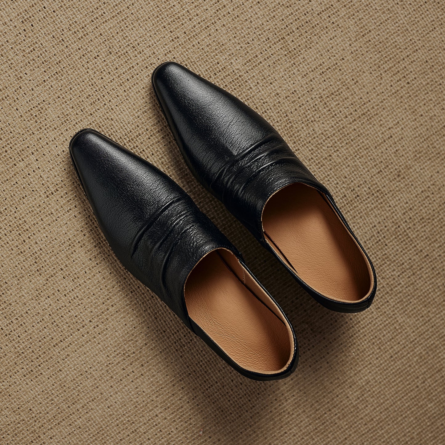 TinaCus Women's Slip-on Pumps Handmade Genuine Leather Pointed Toe Chunky Heel Casual Shoes