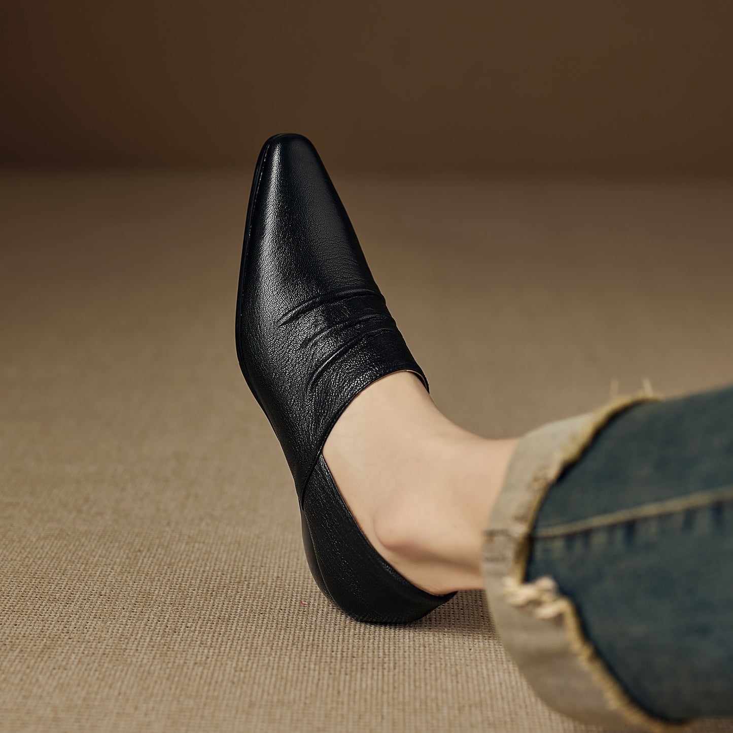 TinaCus Women's Slip-on Pumps Handmade Genuine Leather Pointed Toe Chunky Heel Casual Shoes