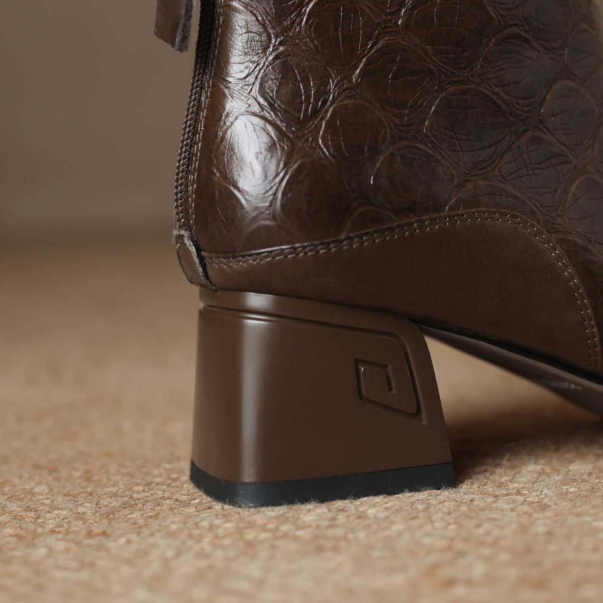 TinaCus Damen-Stiefeletten mit Glitzerschnalle, echtes Leder, handgefertigt, Reißverschluss hinten, Stickerei, Blumen