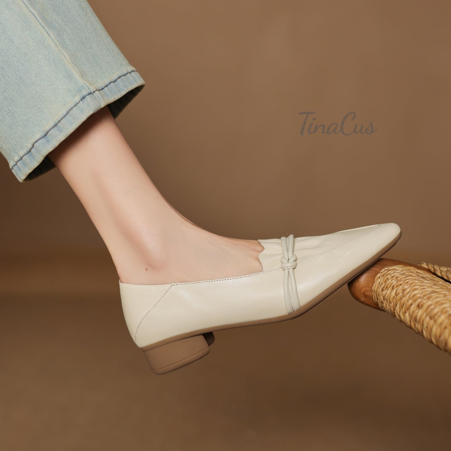 TinaCus Women's Pointed Toe Soft Genuine Leather Low Chunky Heels Handmade Pumps Shoes