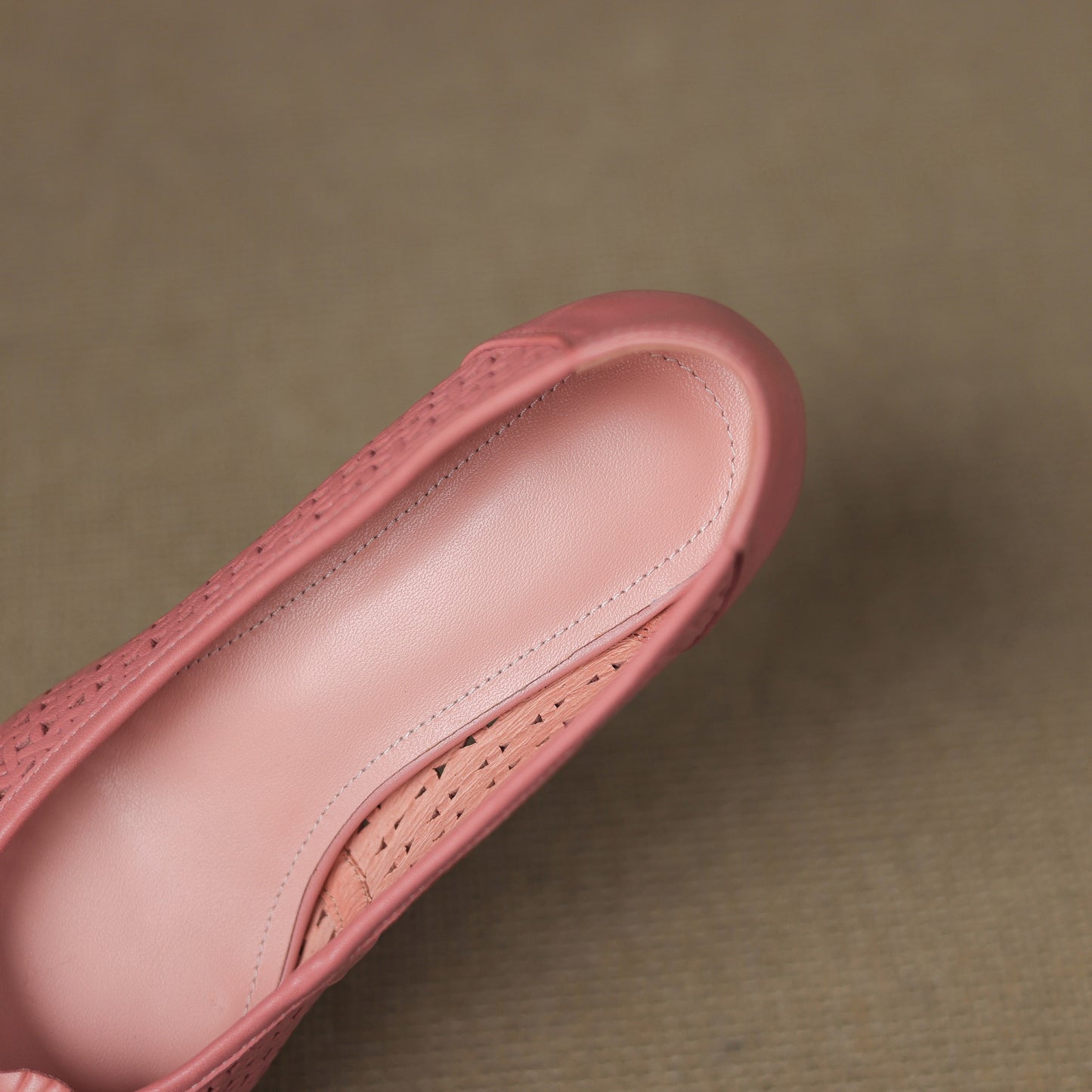 TinaCus Women's Square Toe Genuine Leather with Holes Handmade Flowers Low Chunky Heels Casual Loafers Shoes