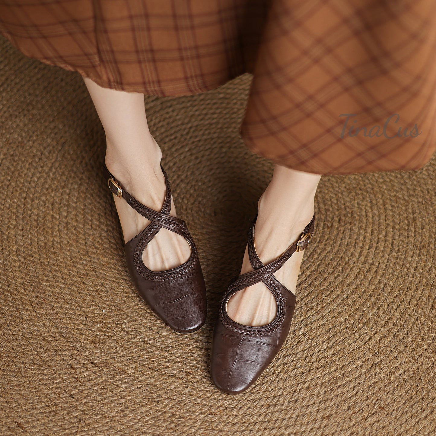 TinaCus Women's Round Toe Cross Straps Buckle Genuine Leather Handmade Low Heels Trendy Pumps Shoes