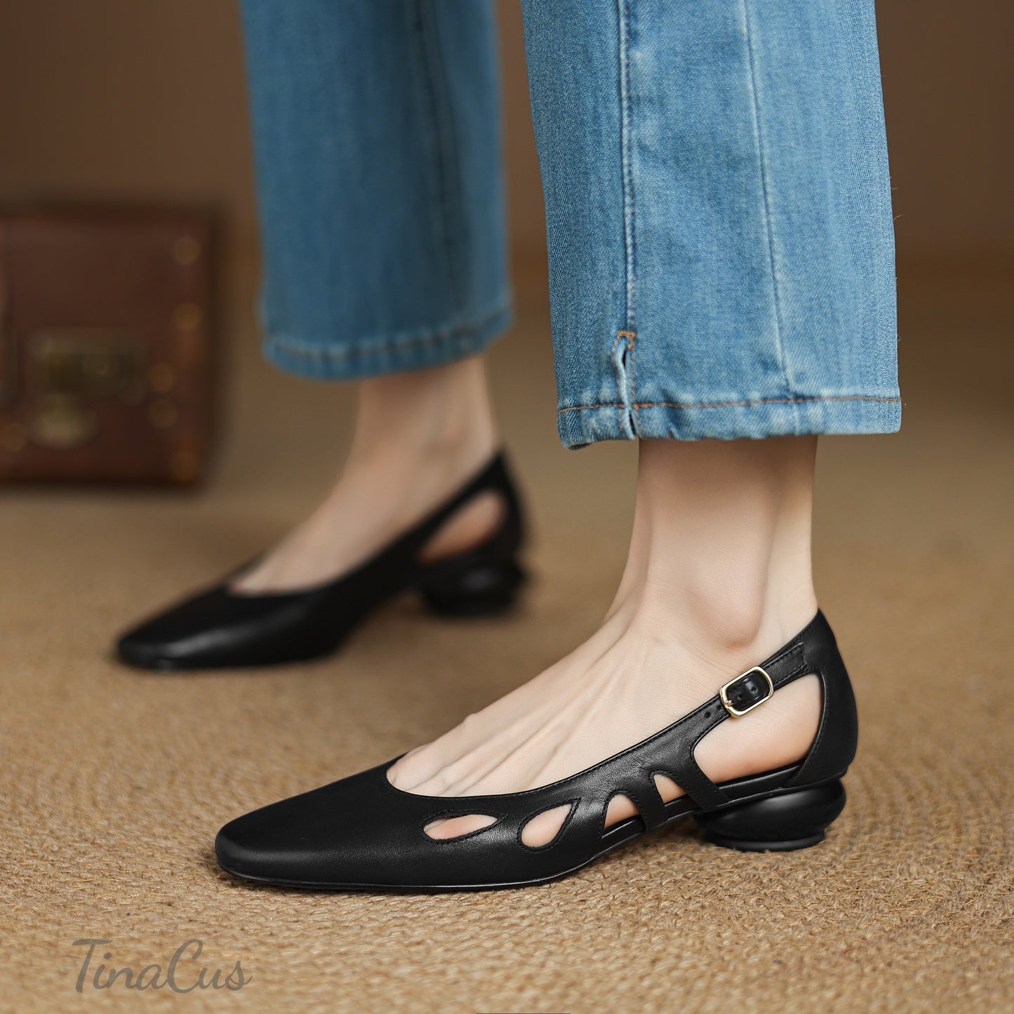 TinaCus Women's Round Toe Genuine Leather Handmade Cone Heels Casual Pumps Shoes with Buckle