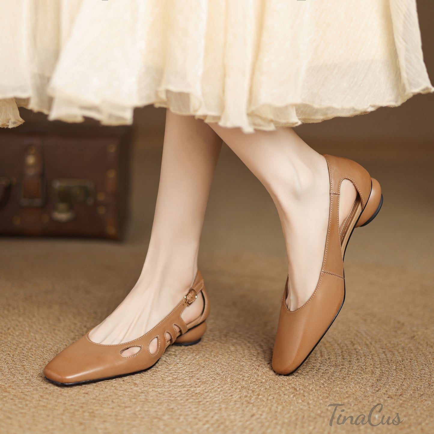 TinaCus Women's Round Toe Genuine Leather Handmade Cone Heels Casual Pumps Shoes with Buckle