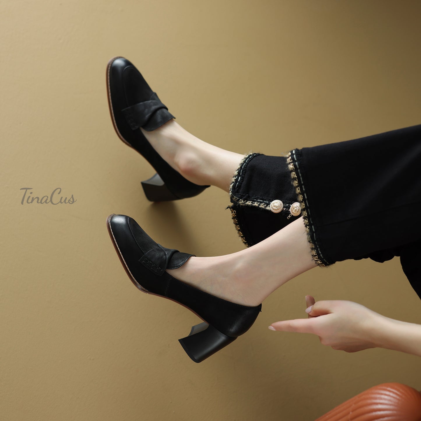 TinaCus Women's Round Toe Genuine Leather Handmade Mid Chunky Heels Slip On Retro Pumps Shoes