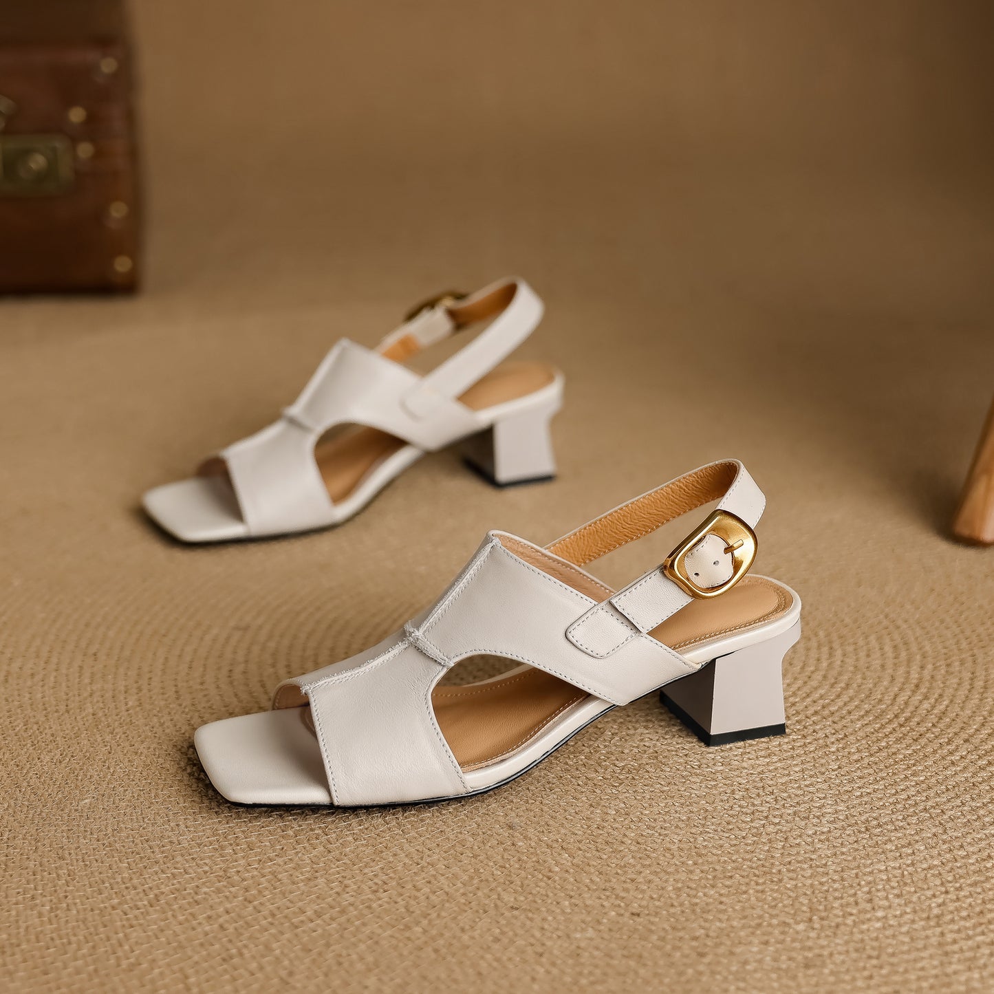 TinaCus Handmade Women's Genuine Leather Peep Toe Slingback Hollow-out Block Heel Comfort Sandals