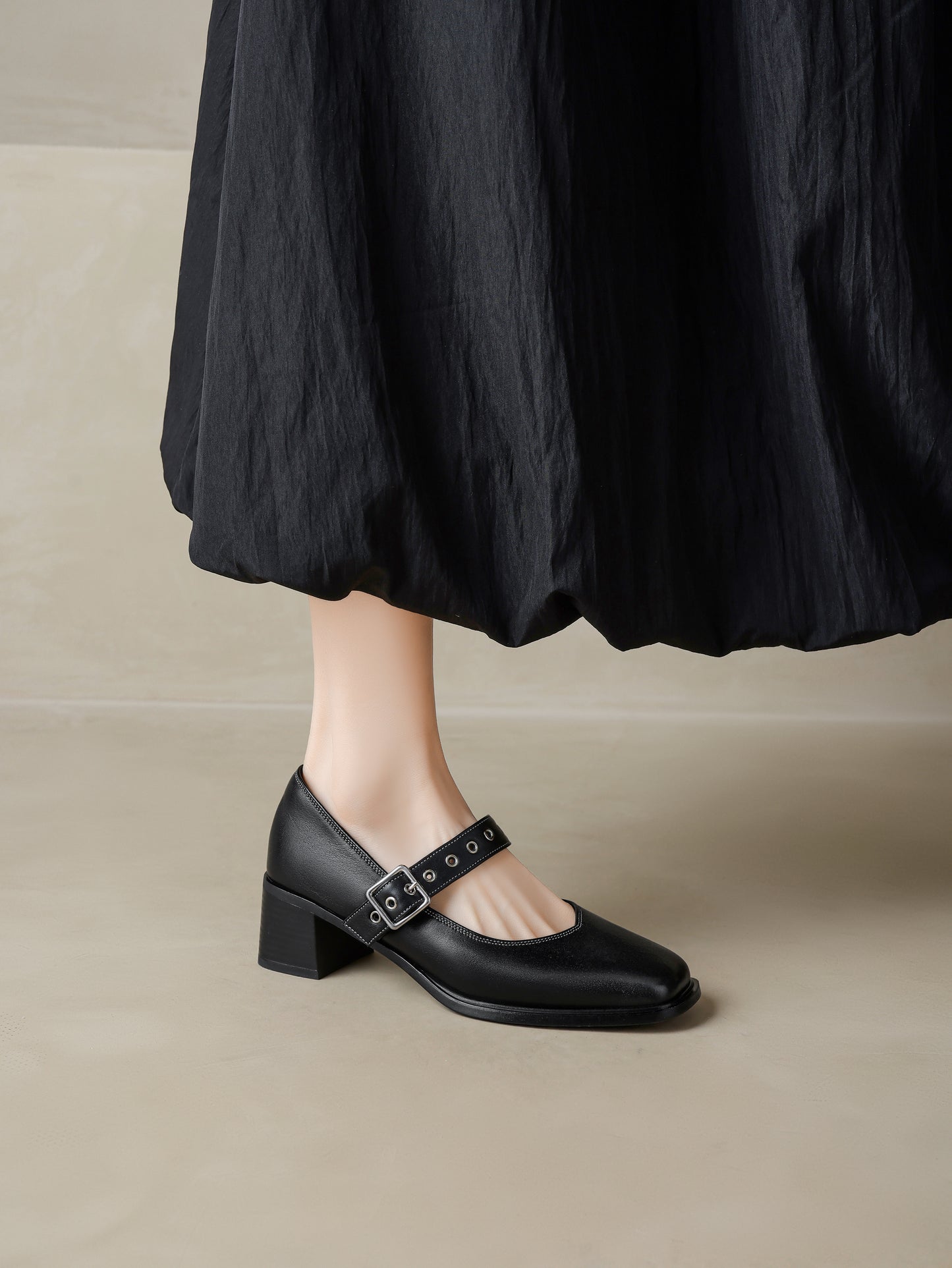 TinaCus Women's Mary Jane Handmade Genuine Leather Buckle Square Toe Chunky Block Pumps Shoes