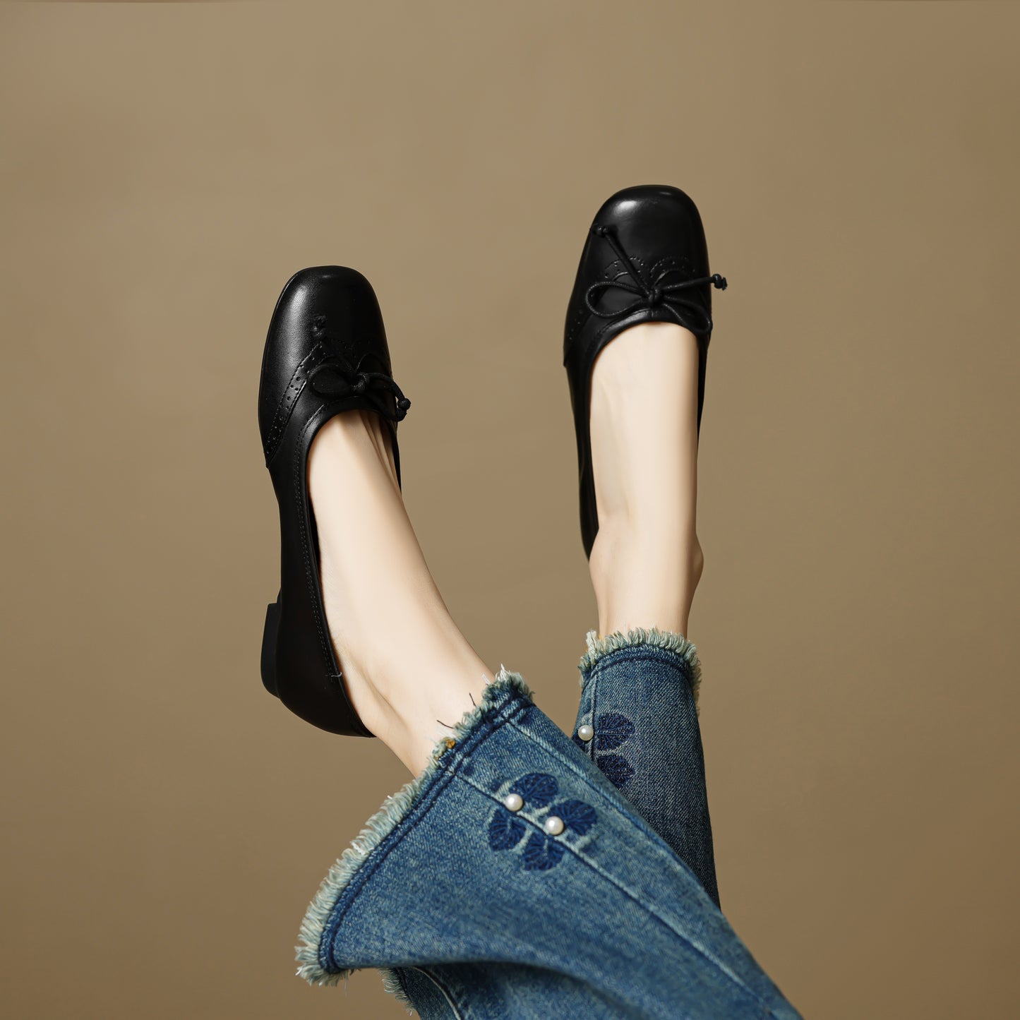 TinaCus Handmade Women's Genuine Leather Square Toe Baroque Ballet Flats with Bowtie