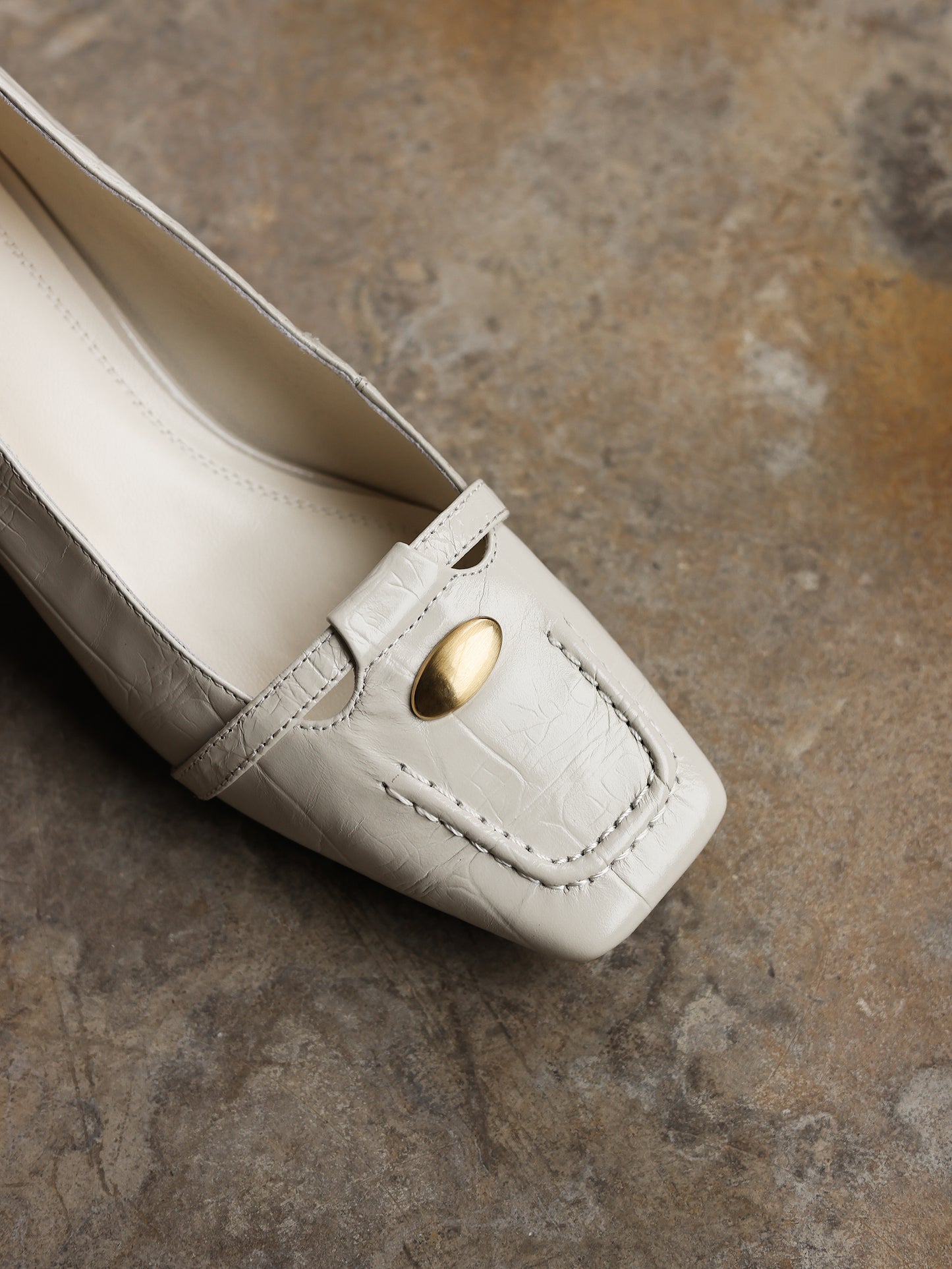 TinaCus Women's Genuine Leather Square Toe Loafers