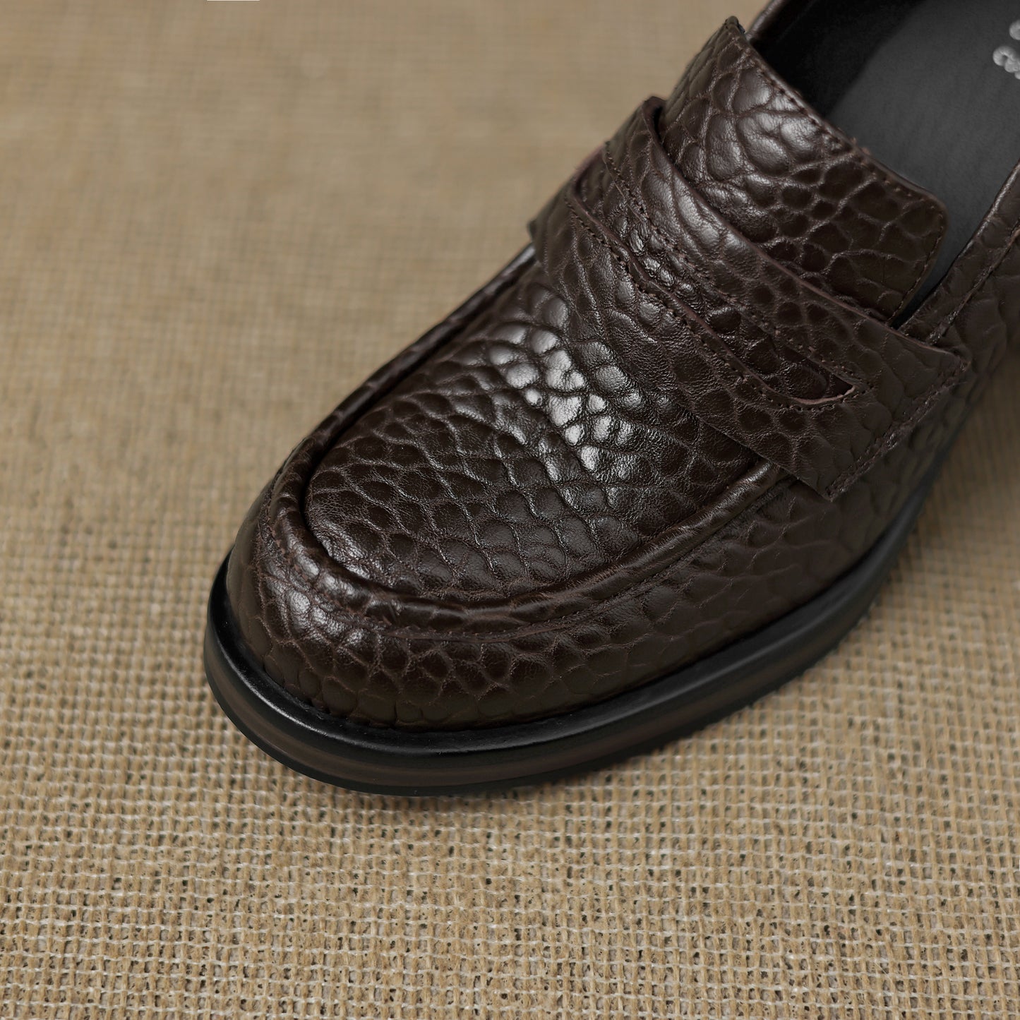 TinaCus Women's Penny Loafer Handmade Embossed Leather Round Toe Block High Heel Office Business Pump Shoes