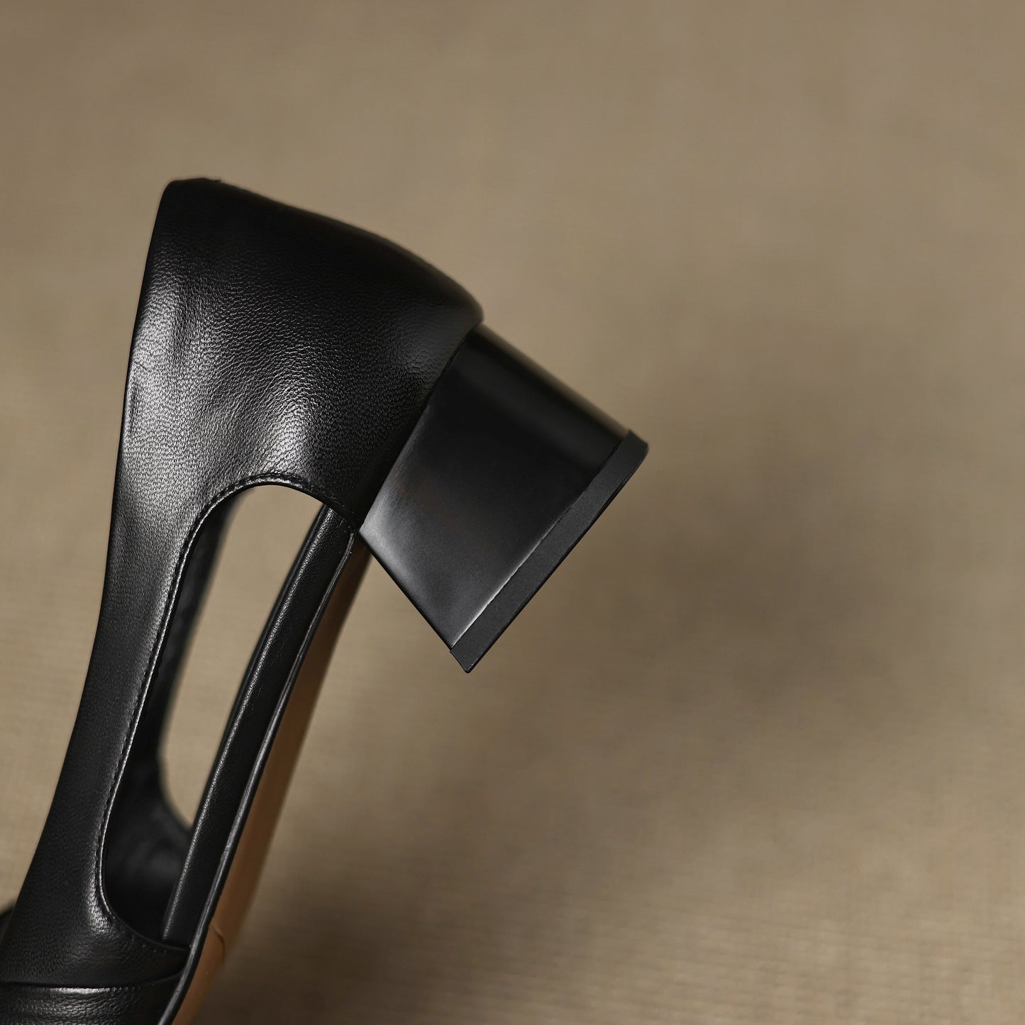 TinaCus Women's Cap Toe Genuine Leather Handmade Knot Low Chunky Heels Sandals Pumps Shoes