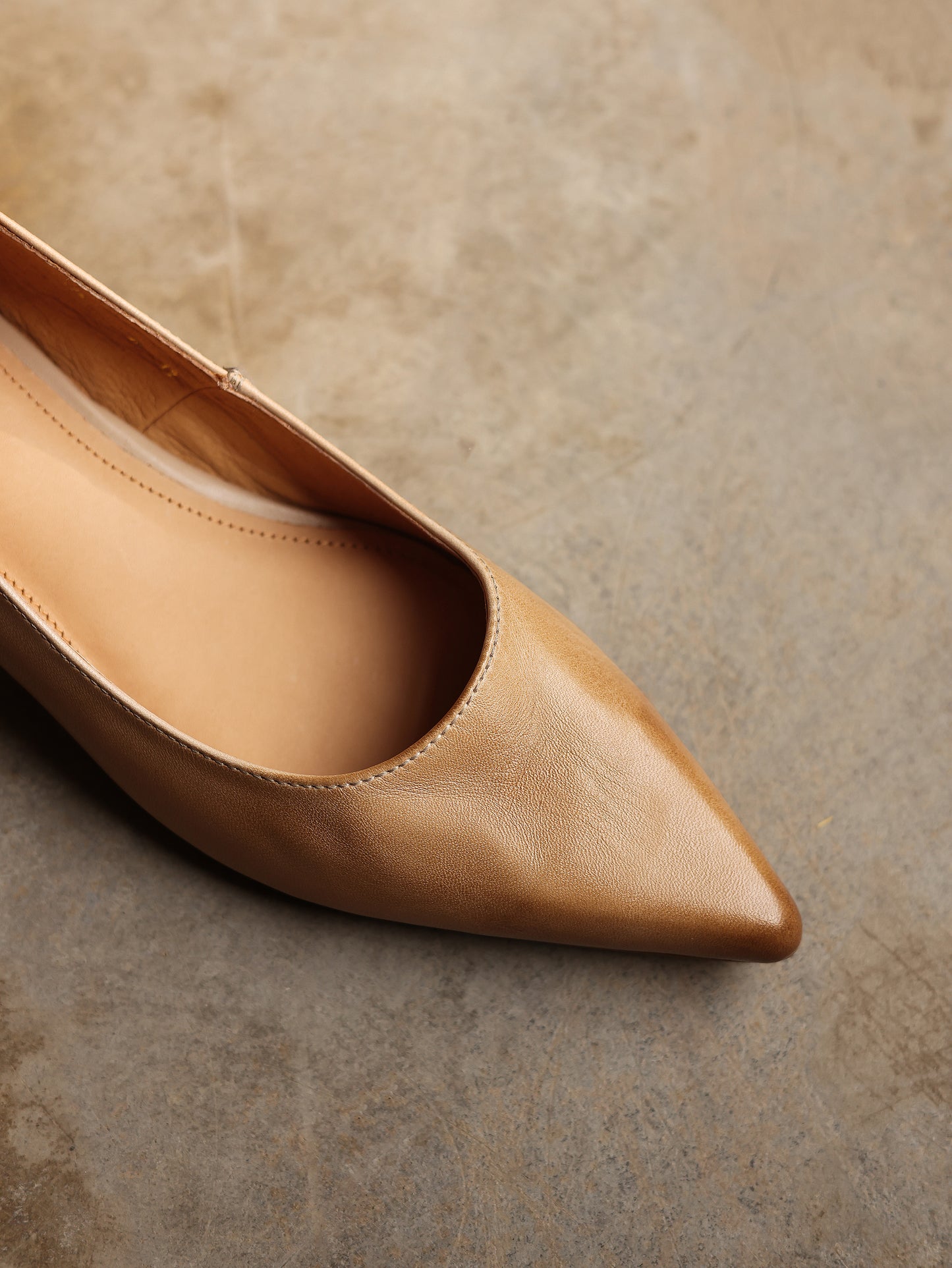 TinaCus Women's Pointed Toe Genuine Leather Handmade Low Heels Slip on Casual Pumps Shoes