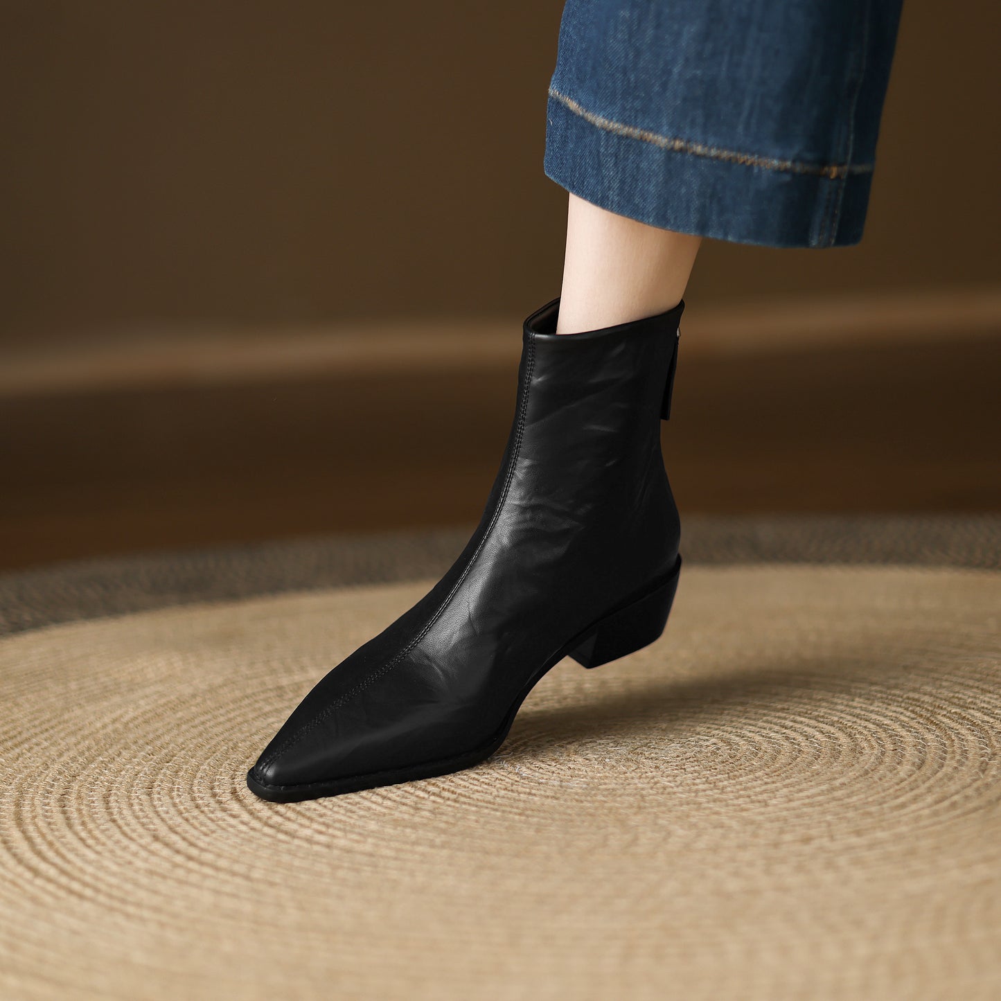 TinaCus Women's Genuine Leather Handmade Back Zipper Pointed Toe Chunky Low Heel Ankle High Chelsea Booties