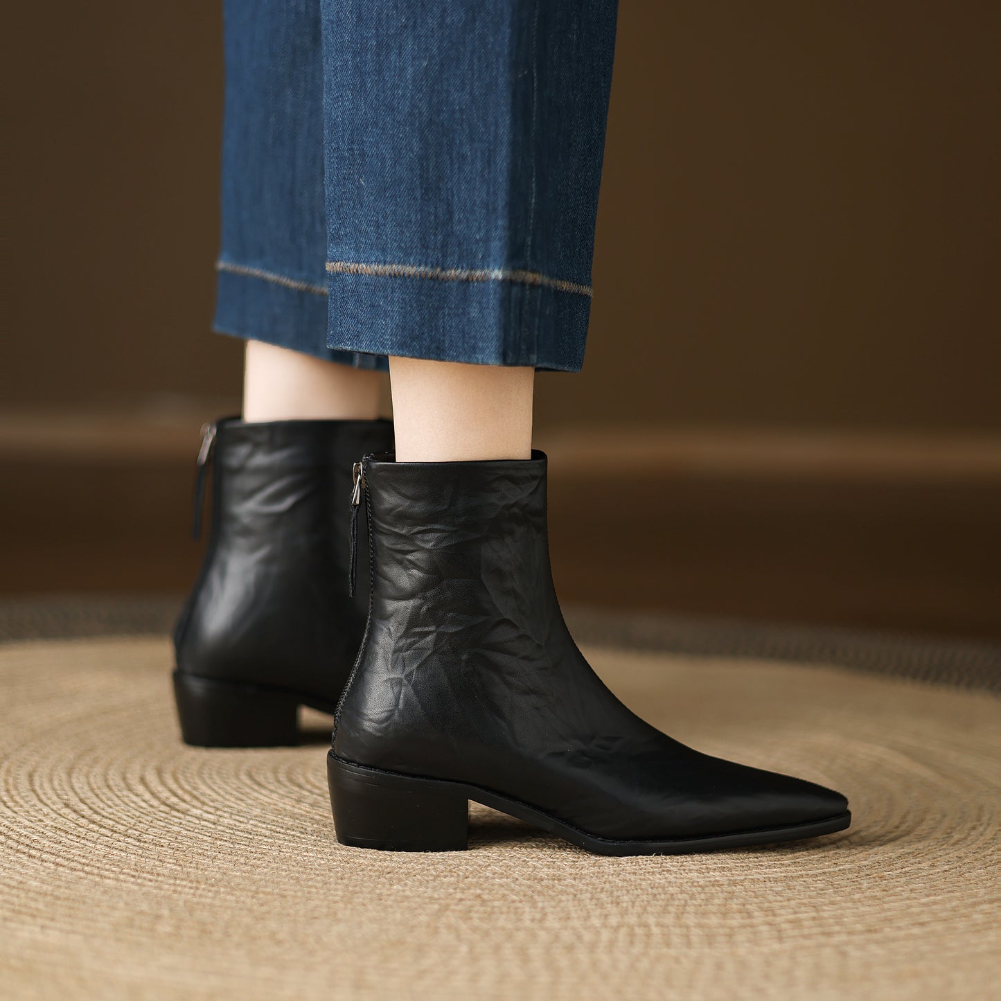 TinaCus Women's Genuine Leather Handmade Back Zipper Pointed Toe Chunky Low Heel Ankle High Chelsea Booties