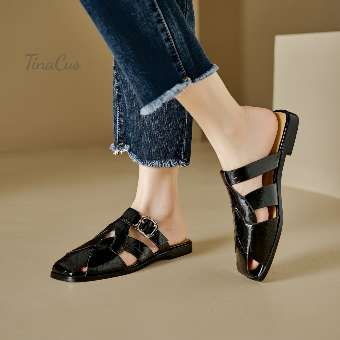 TinaCus Genuine Leather Women's Closed Toe Handmade Buckle Comfortable Flat Slippers Sandals