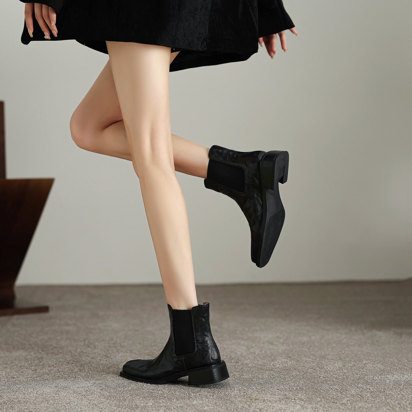 TinaCus Women's Chelsea Booties Handmade Genuine Leather Elastic Panel Square Toe Chunky Heel