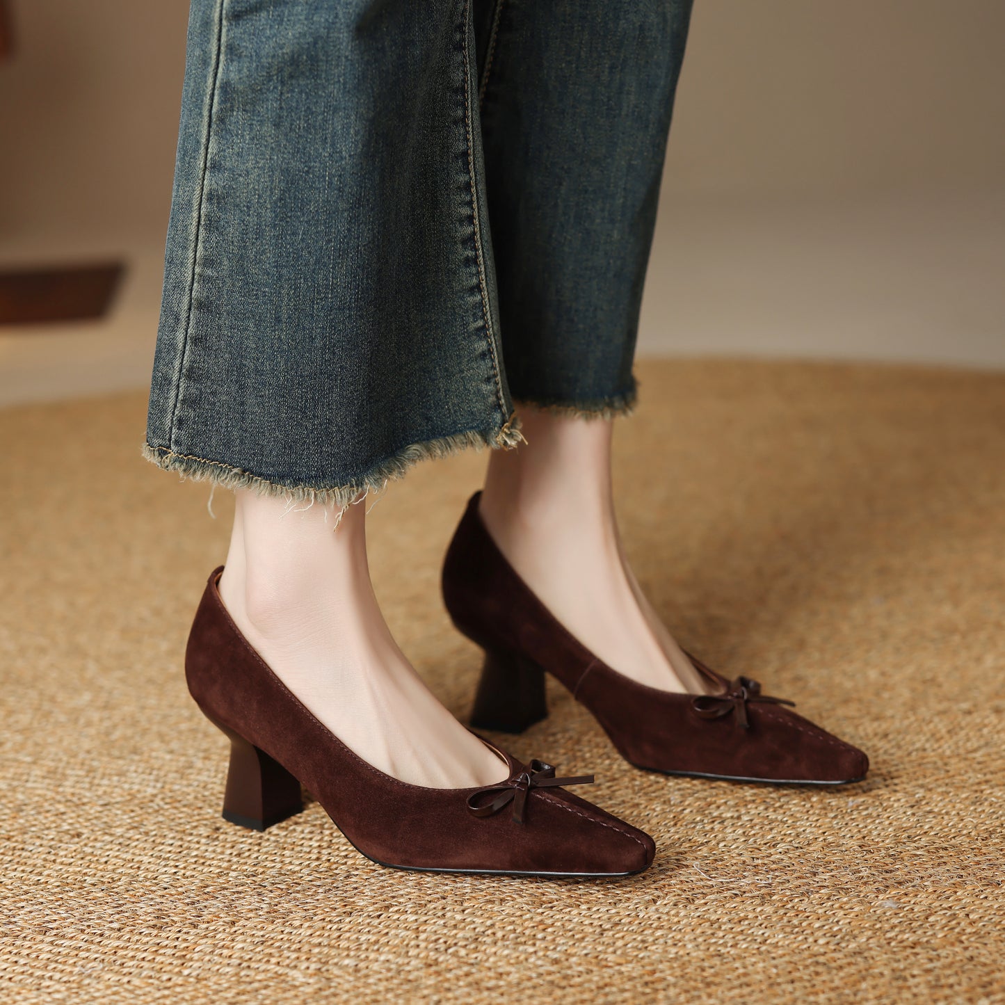 TinaCus Handmade Women's Suede Leather Pointed Toe Bowknot Slip on Chunky Heel Pumps Shoes