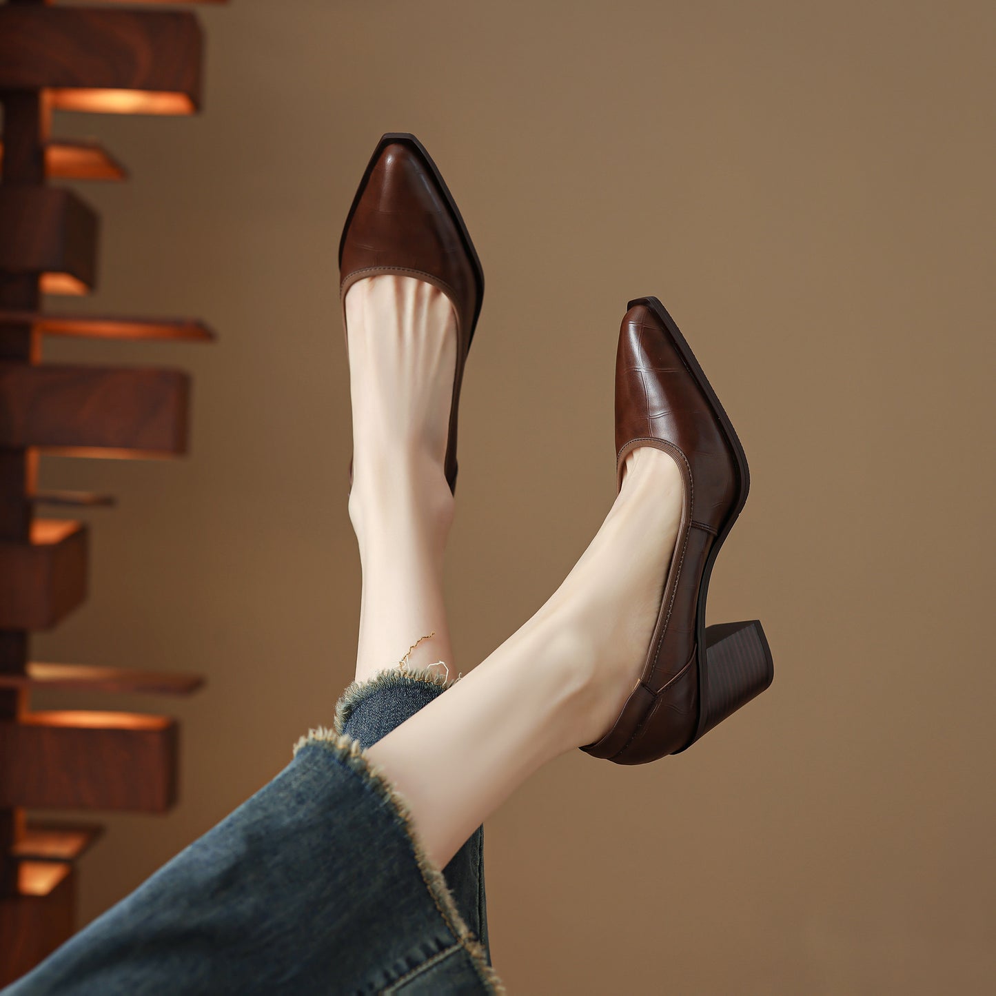 TinaCus Handmade Women's Genuine Leather Classic Pointed Toe Chunky Heel Pumps Shoes